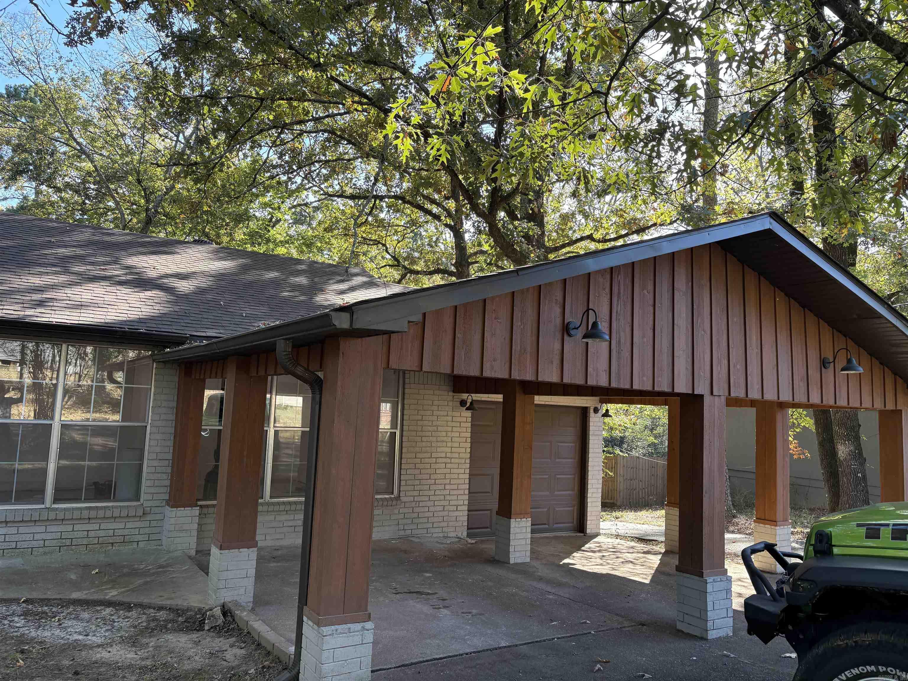 2589 Lakeside  Benton, AR