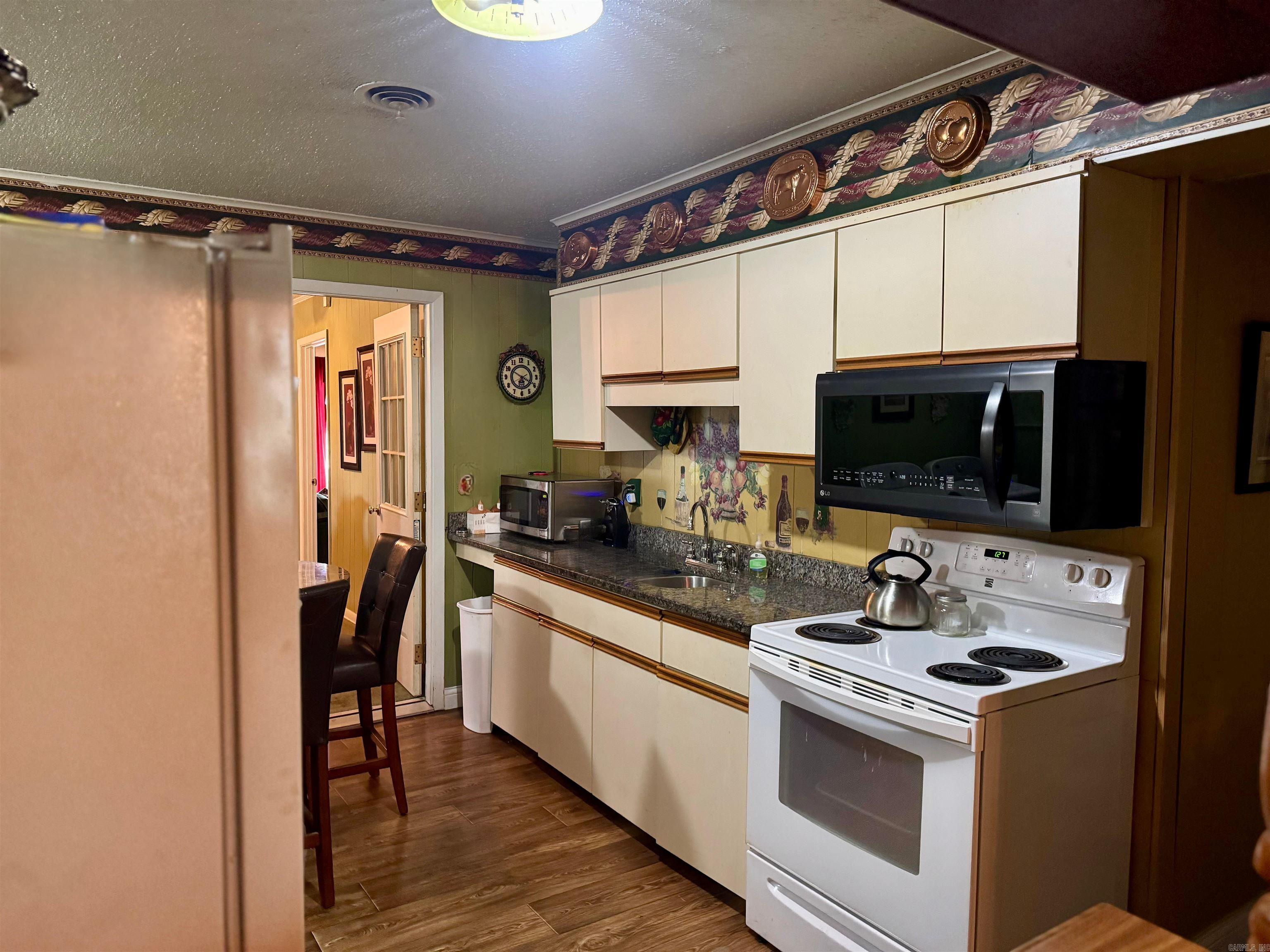 103 Marti  Gosnell, AR