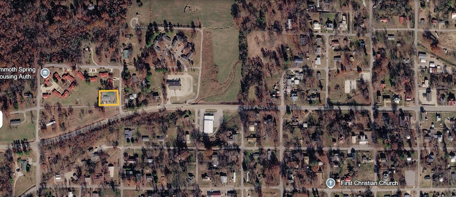 1225 Old Main  Mammoth Spring, AR