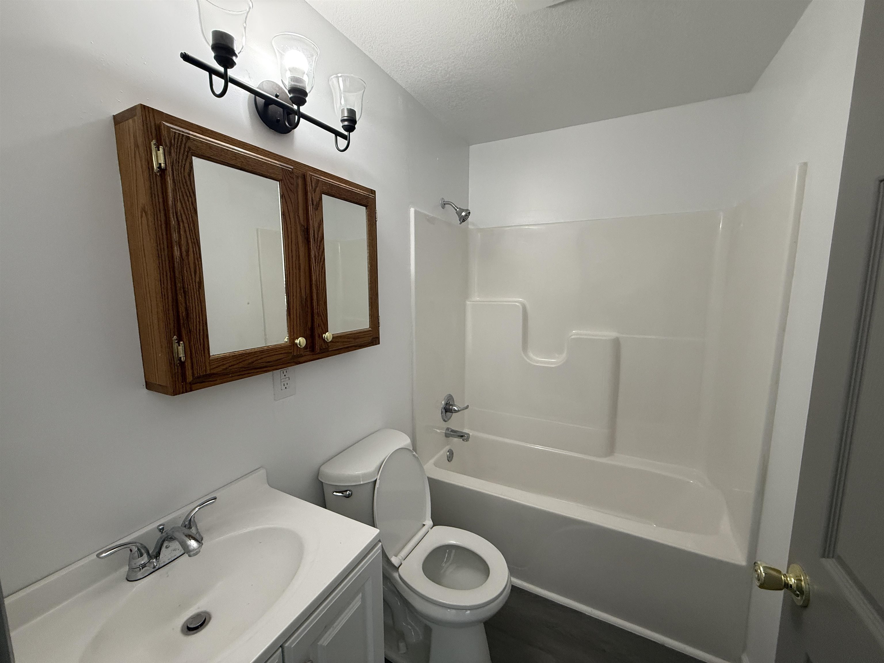 1225 Old Main  Mammoth Spring, AR