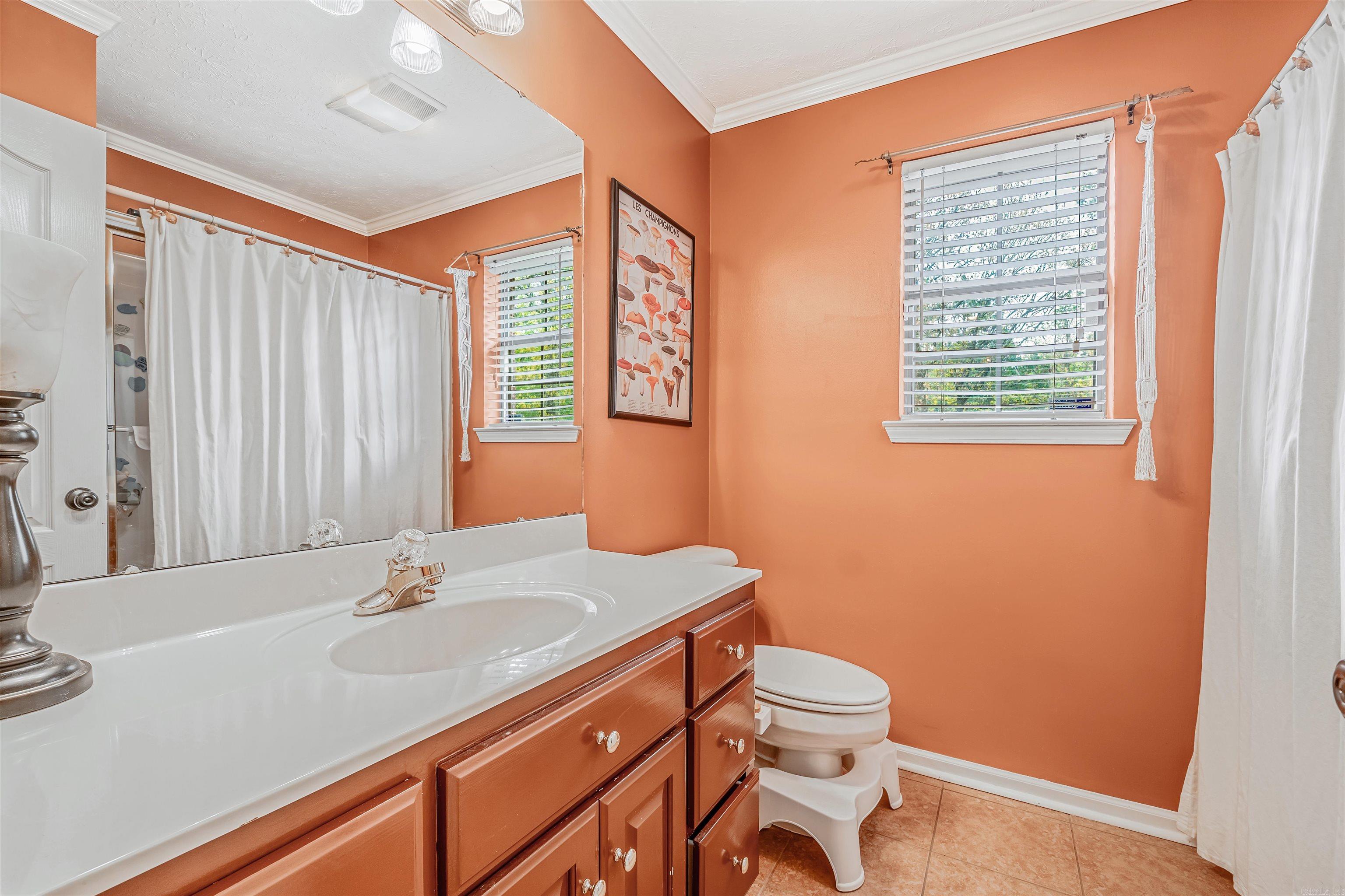 8 Bradley Cove  Maumelle, AR