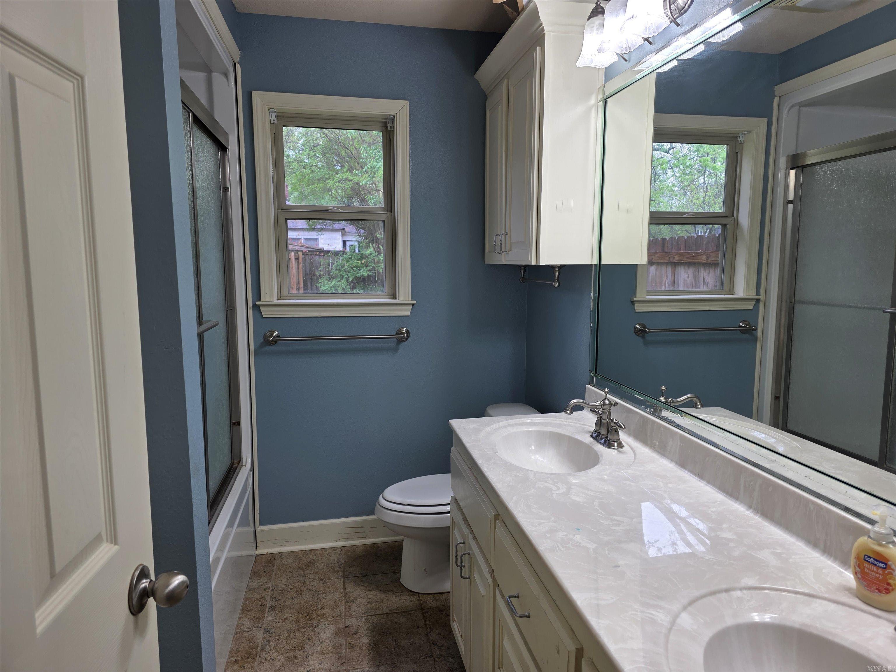 599 N Holly St  Beebe, AR