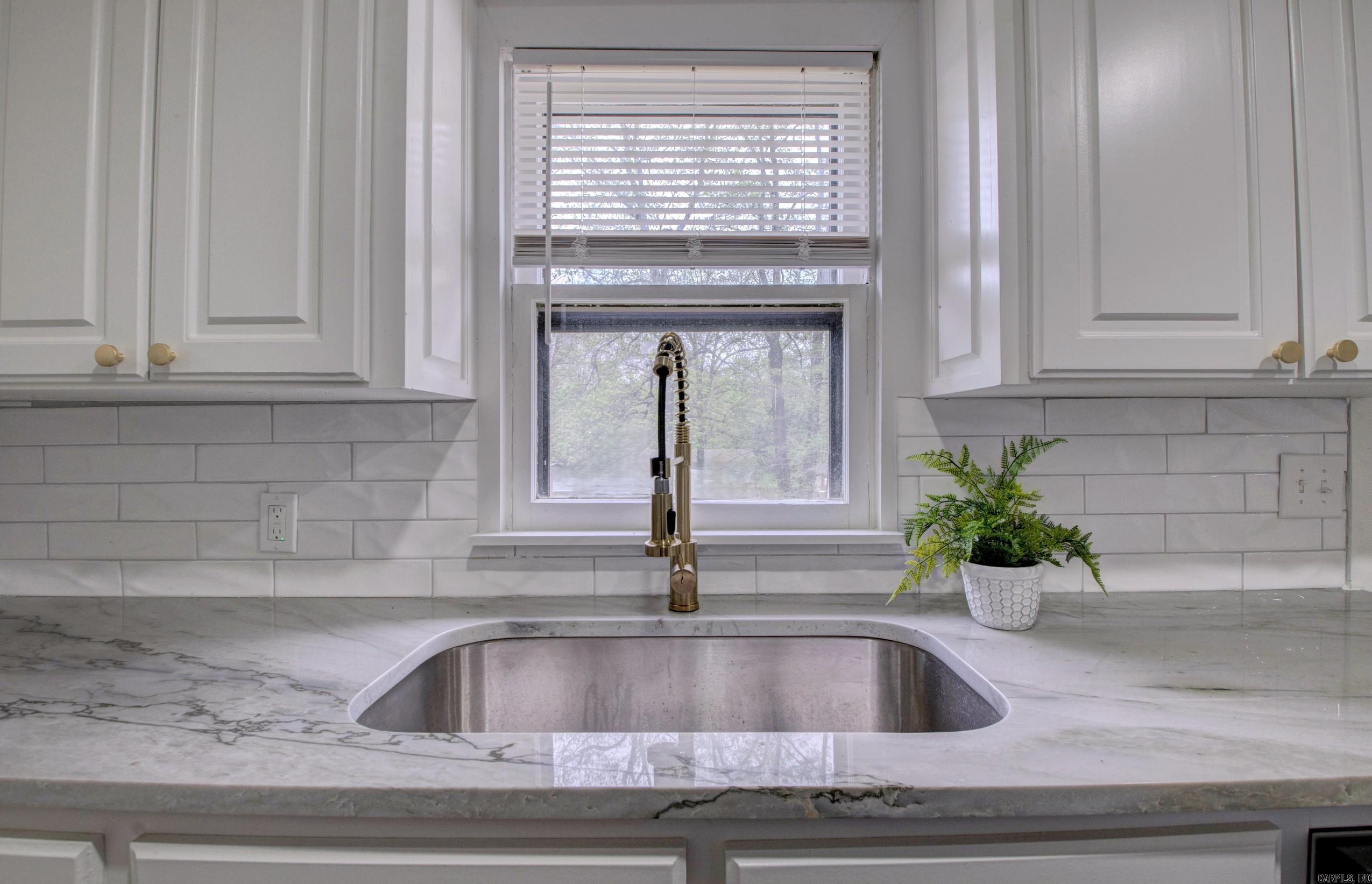 8511 Ferndale Cut Off  Little Rock, AR