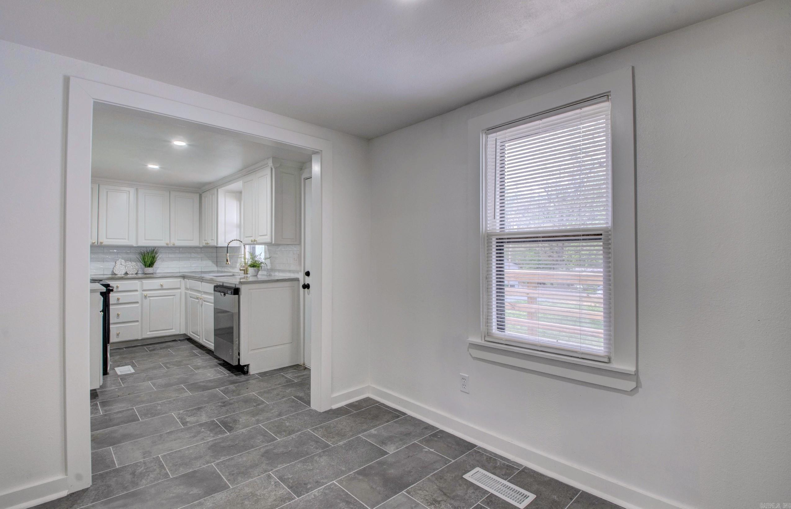 8511 Ferndale Cut Off  Little Rock, AR