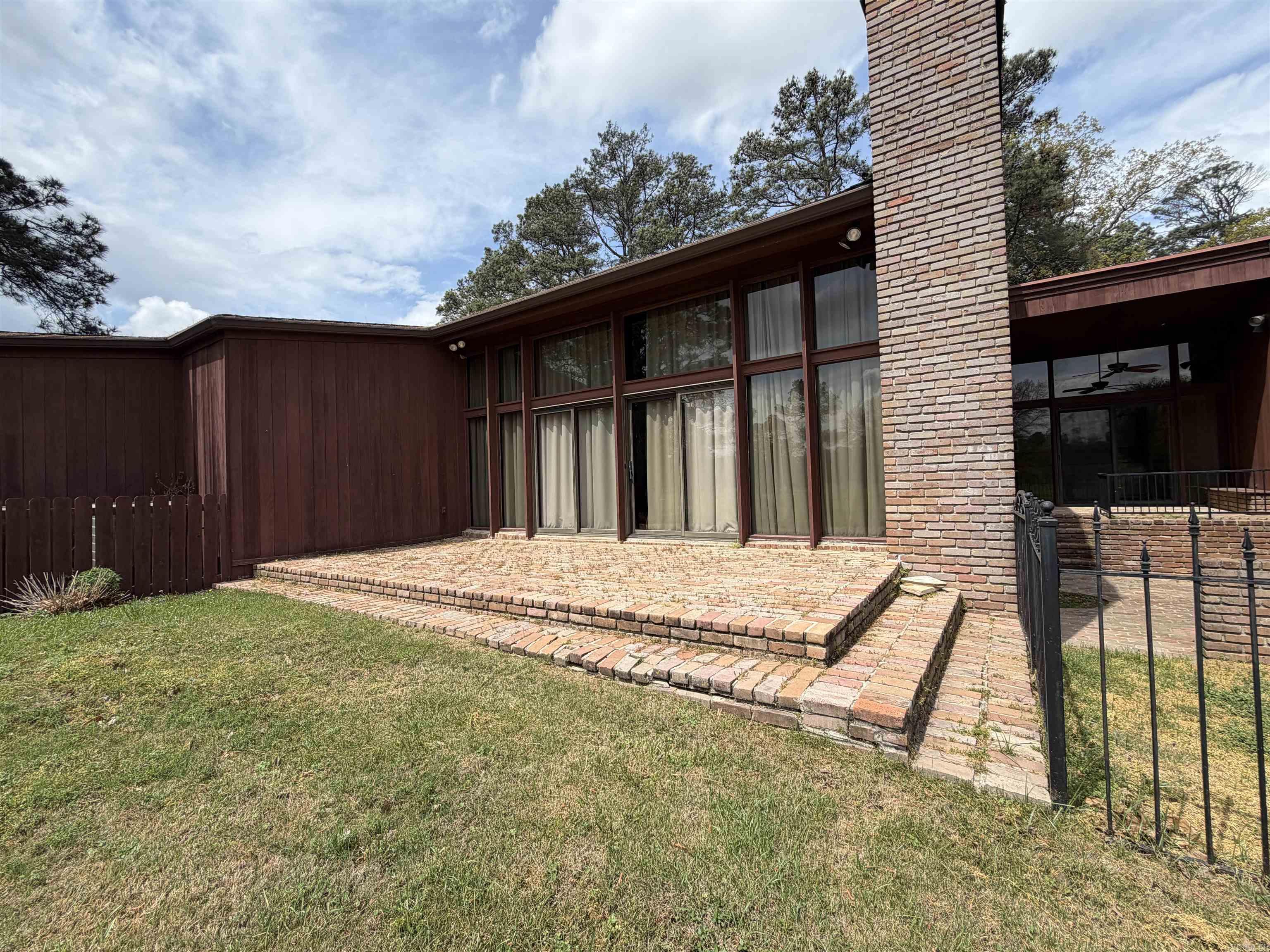 1206 W 46th  Pine Bluff, AR