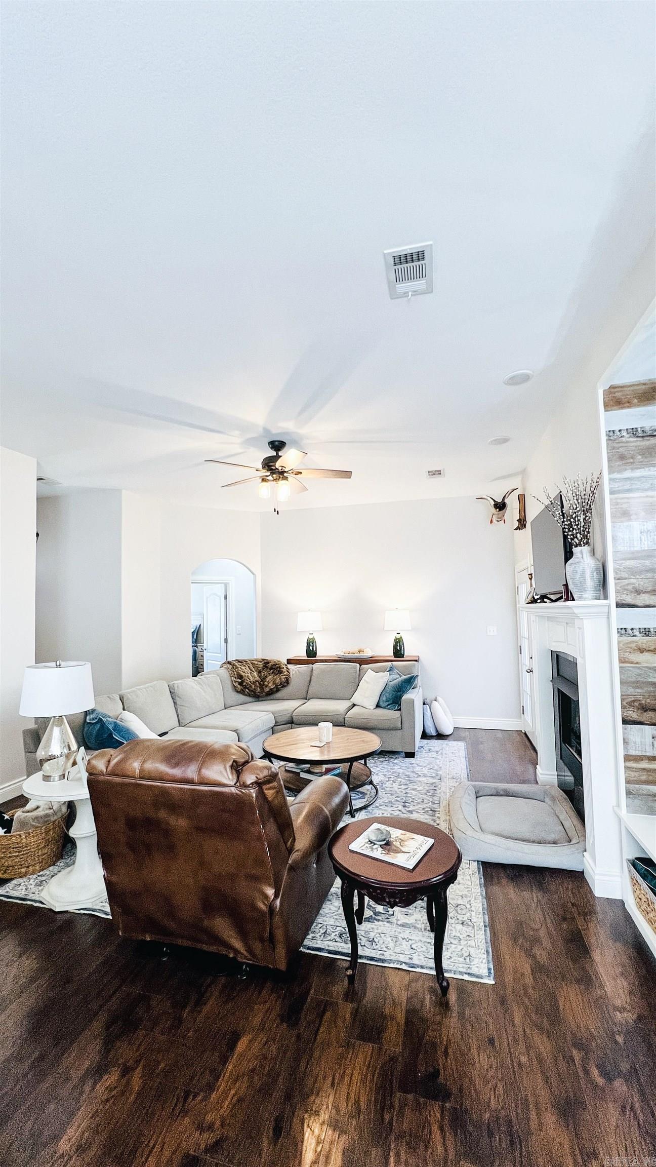 159 Gourdneck Valley Rd  Malvern, AR