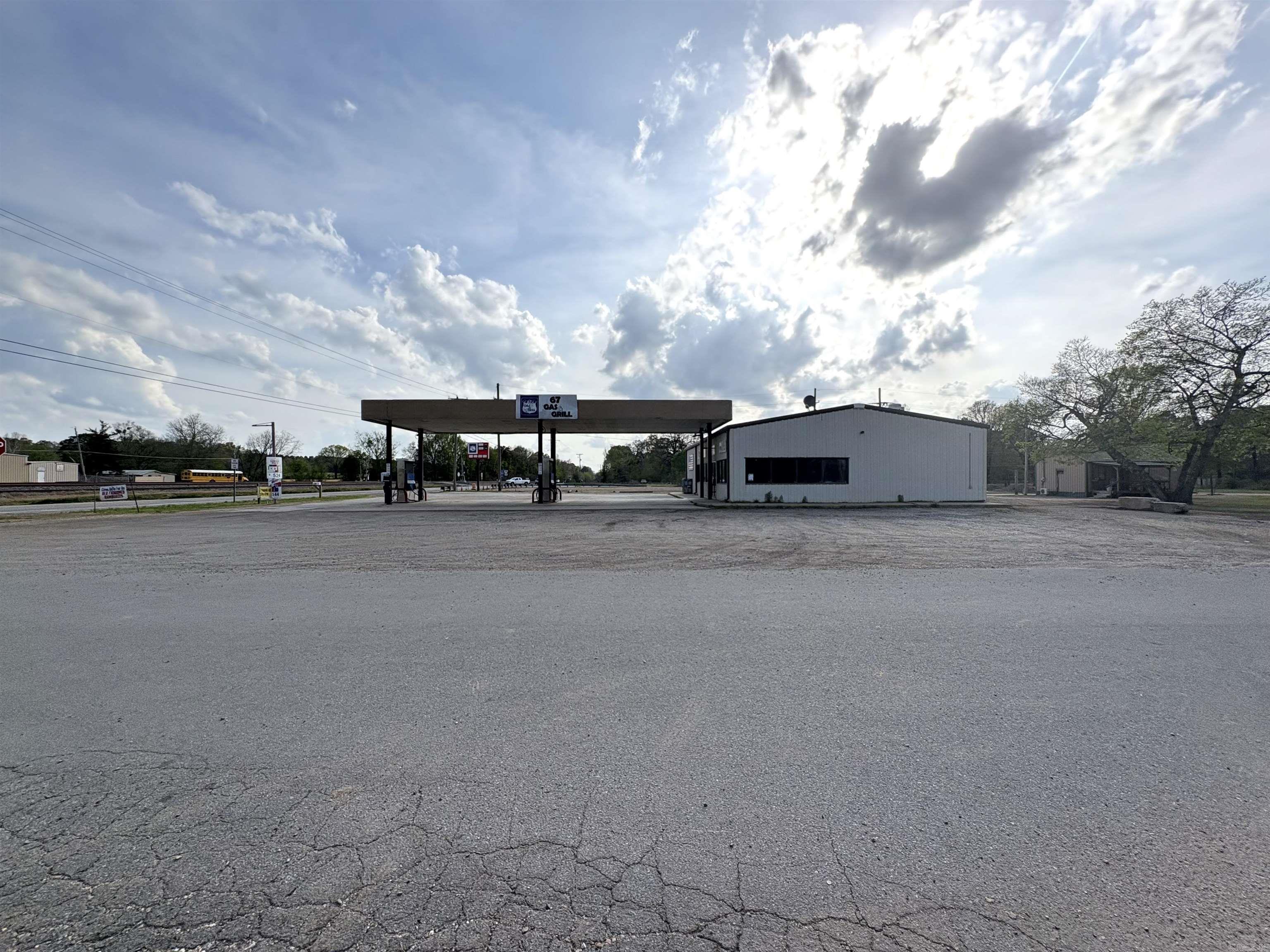 3052 Hwy 67  Emmet, AR