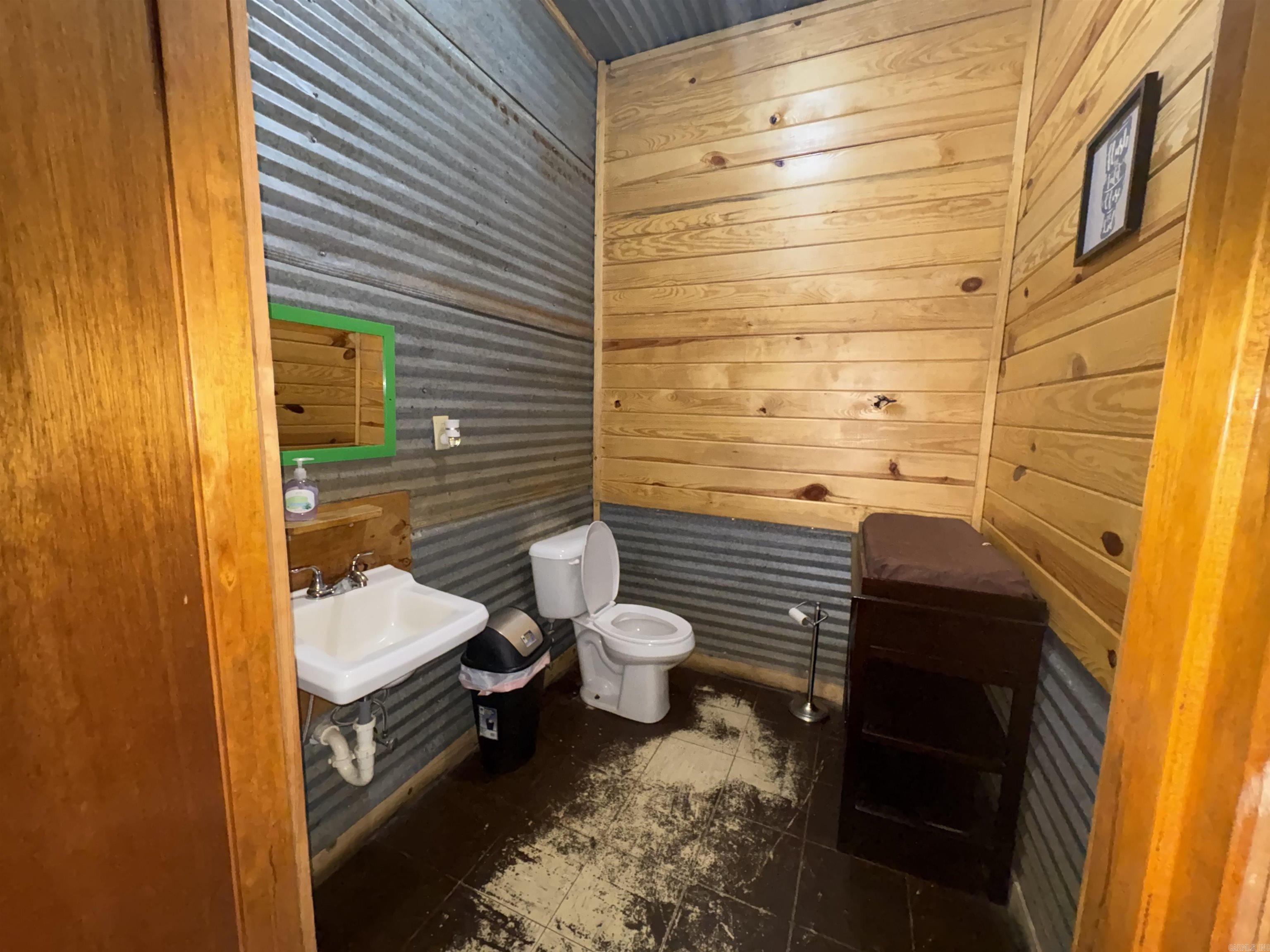 3052 Hwy 67  Emmet, AR