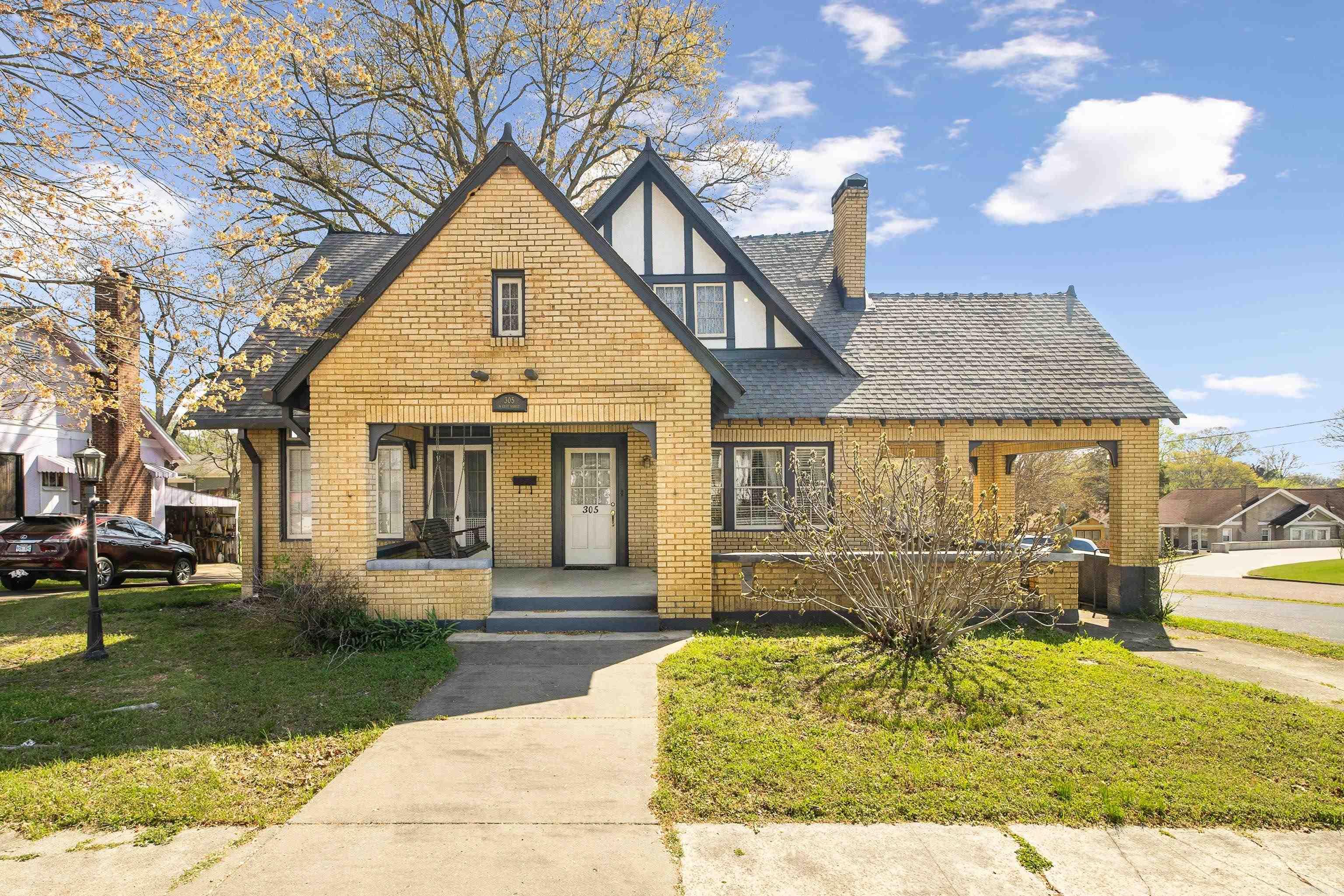 305 N East  Benton, AR