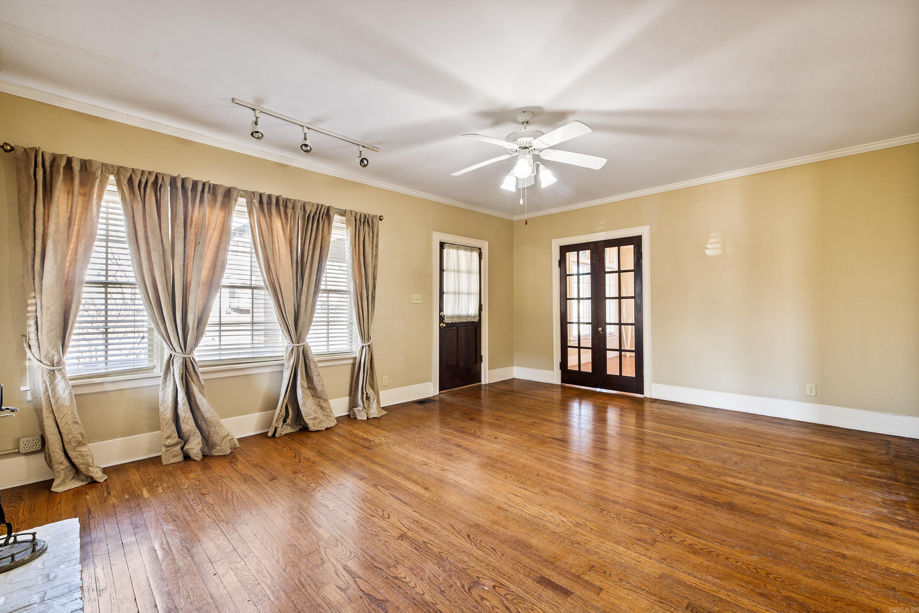 305 N East  Benton, AR