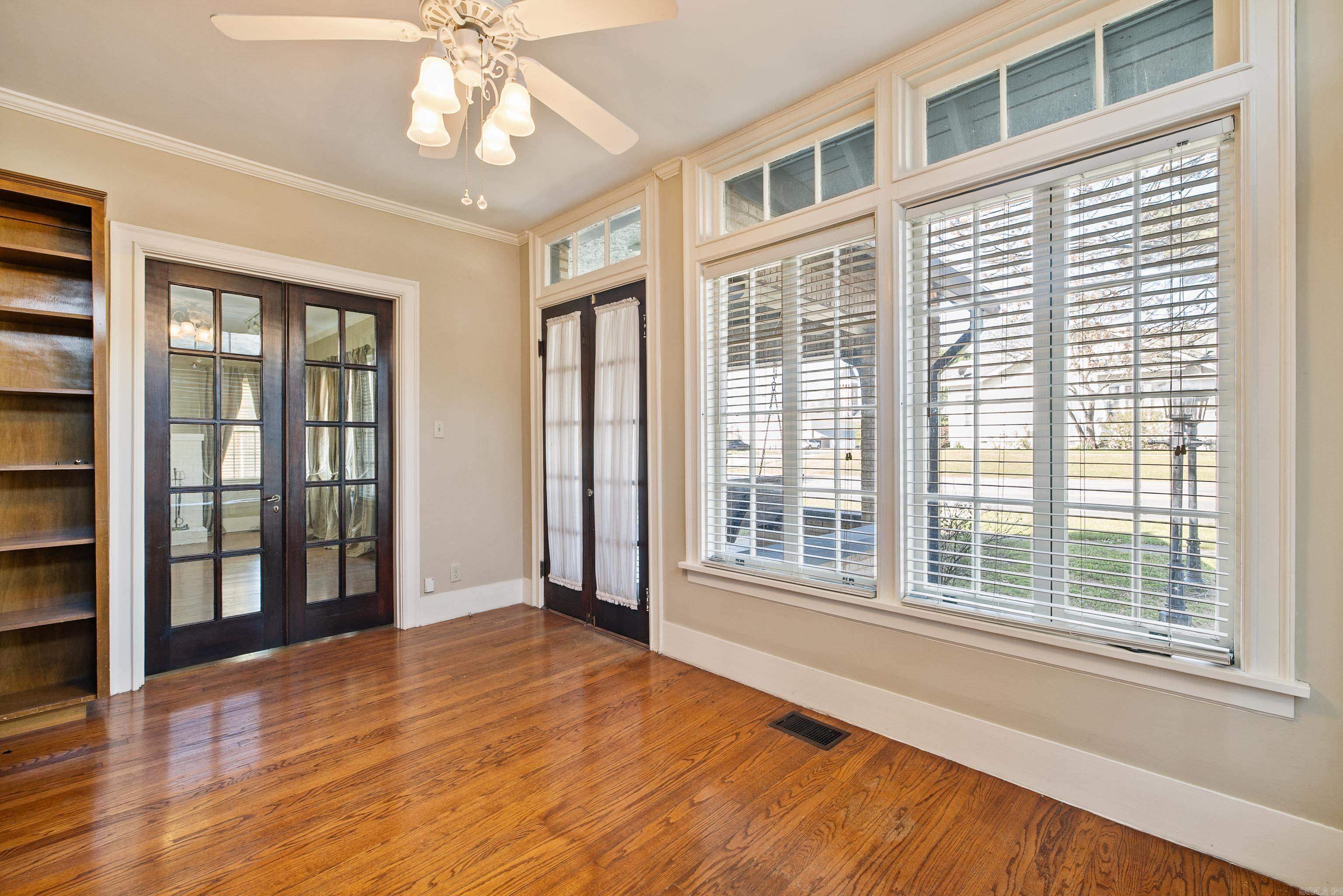 305 N East  Benton, AR