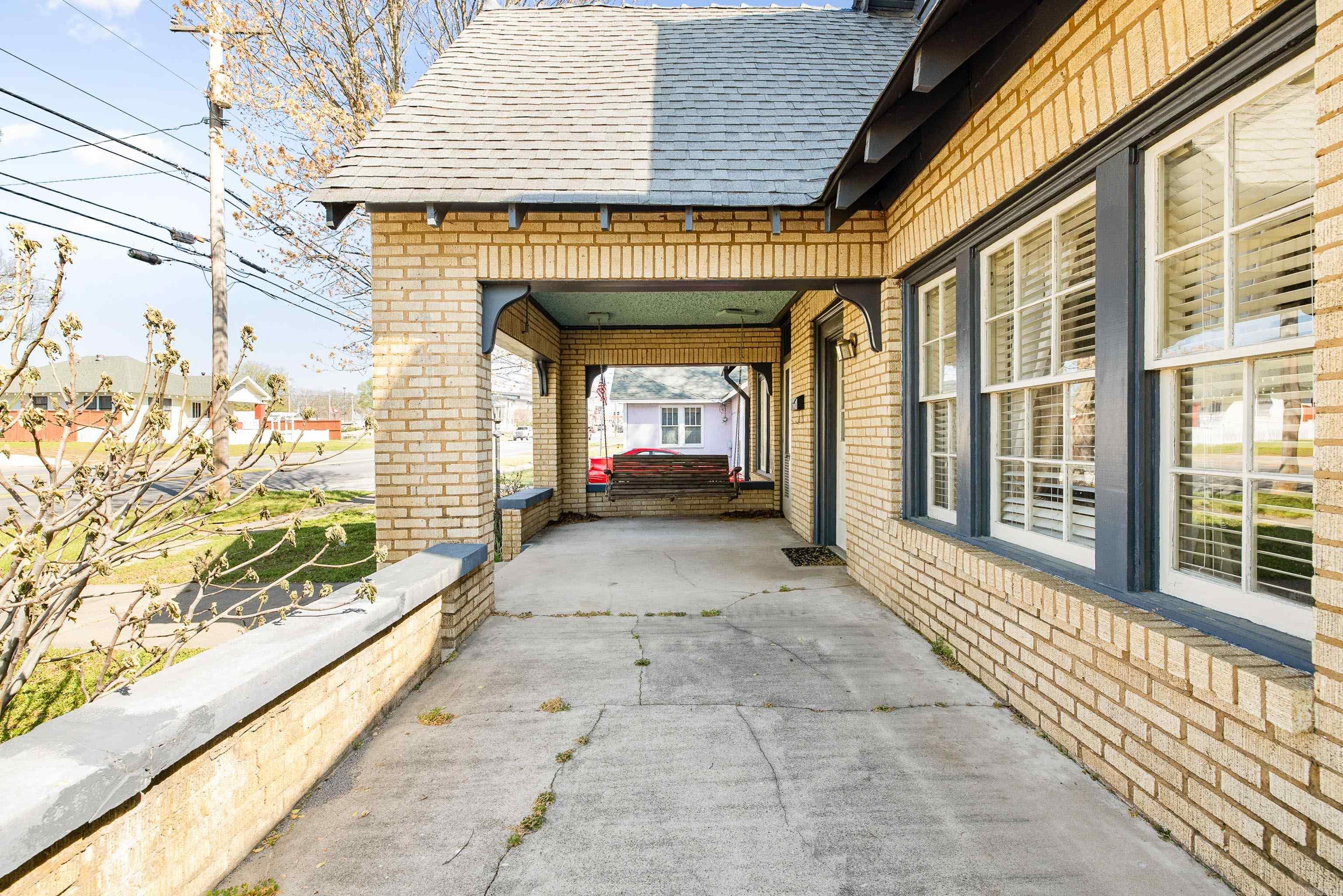 305 N East  Benton, AR