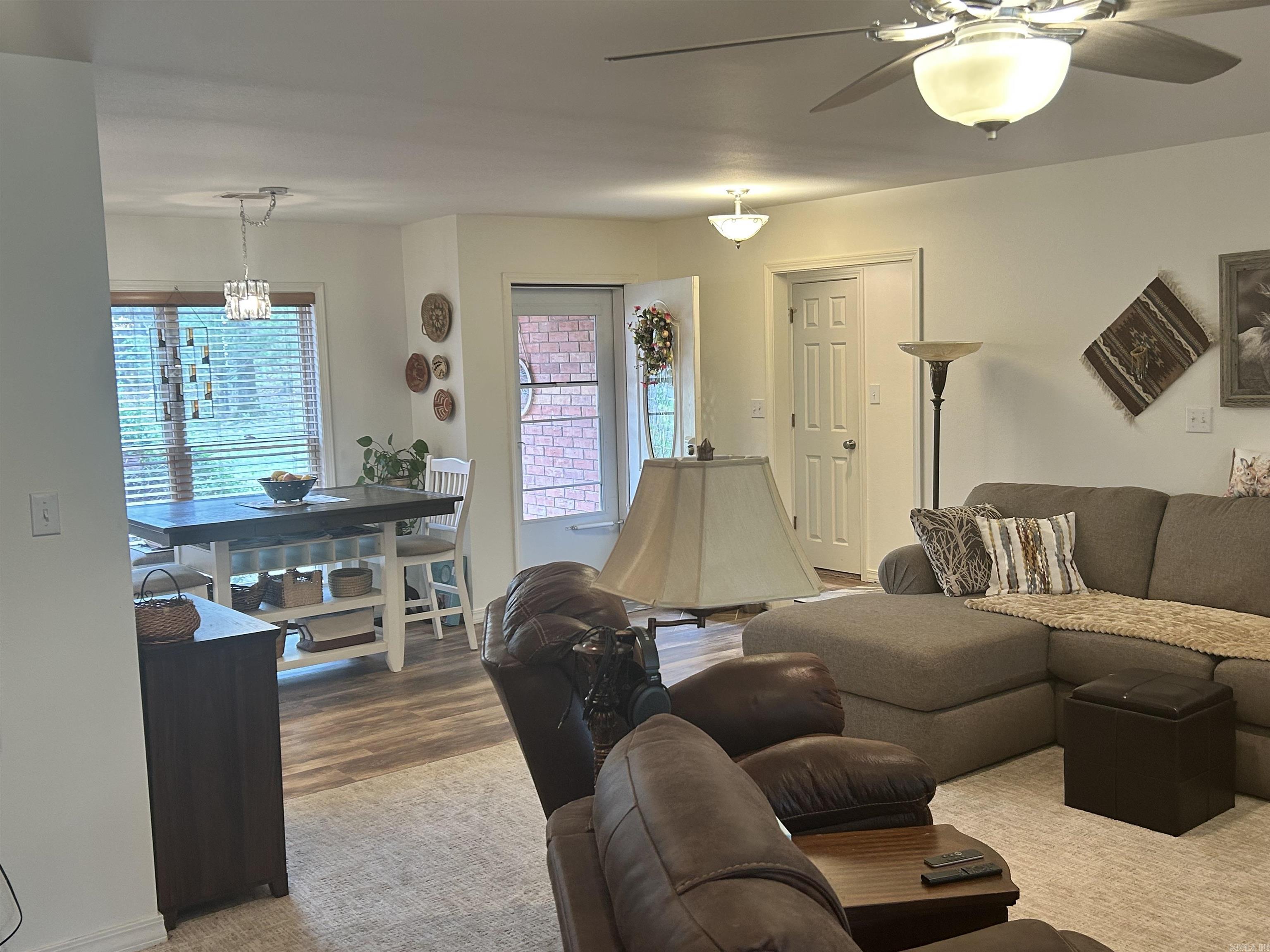 635 Happy Bend  Clinton, AR