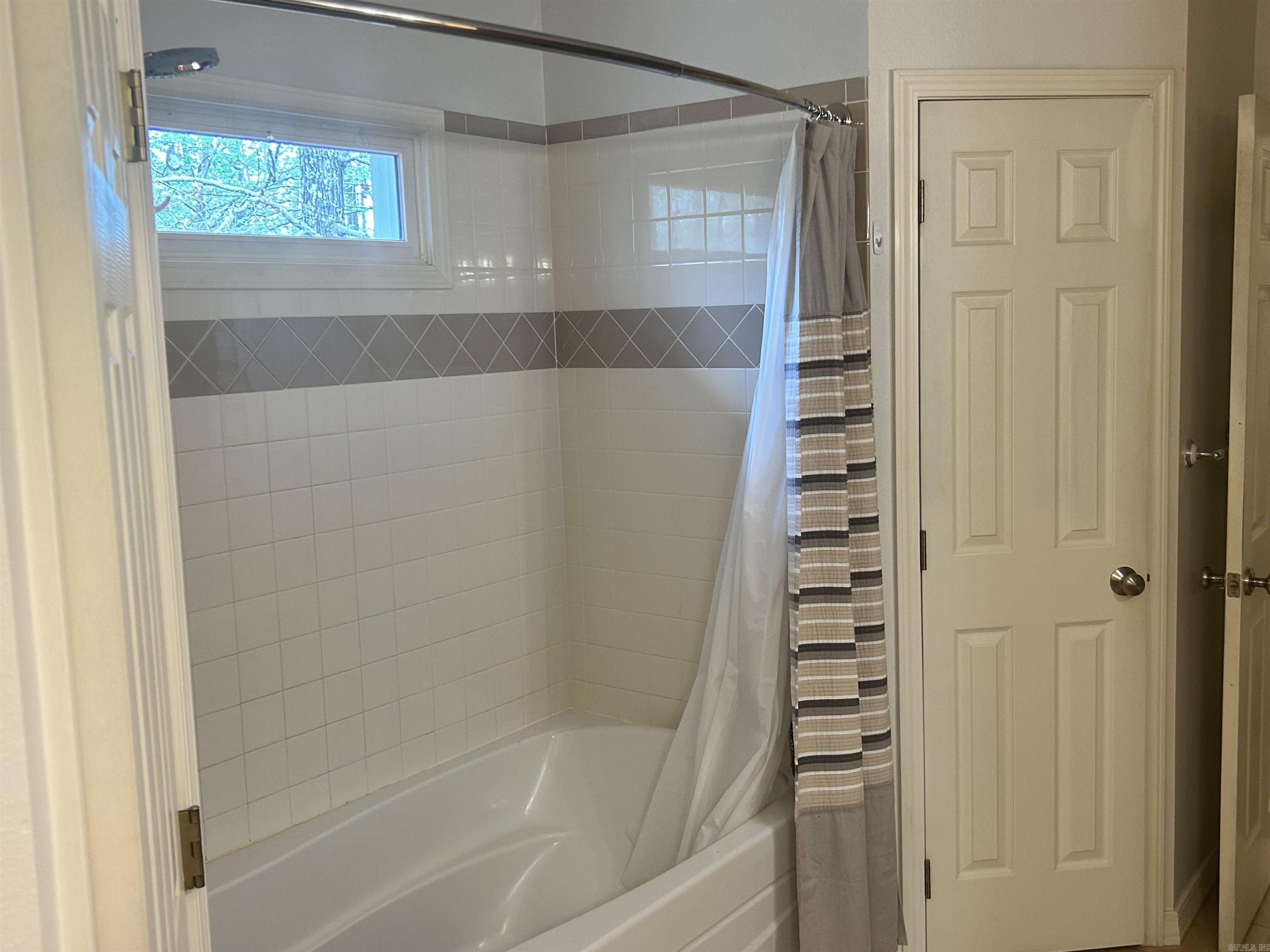 635 Happy Bend  Clinton, AR