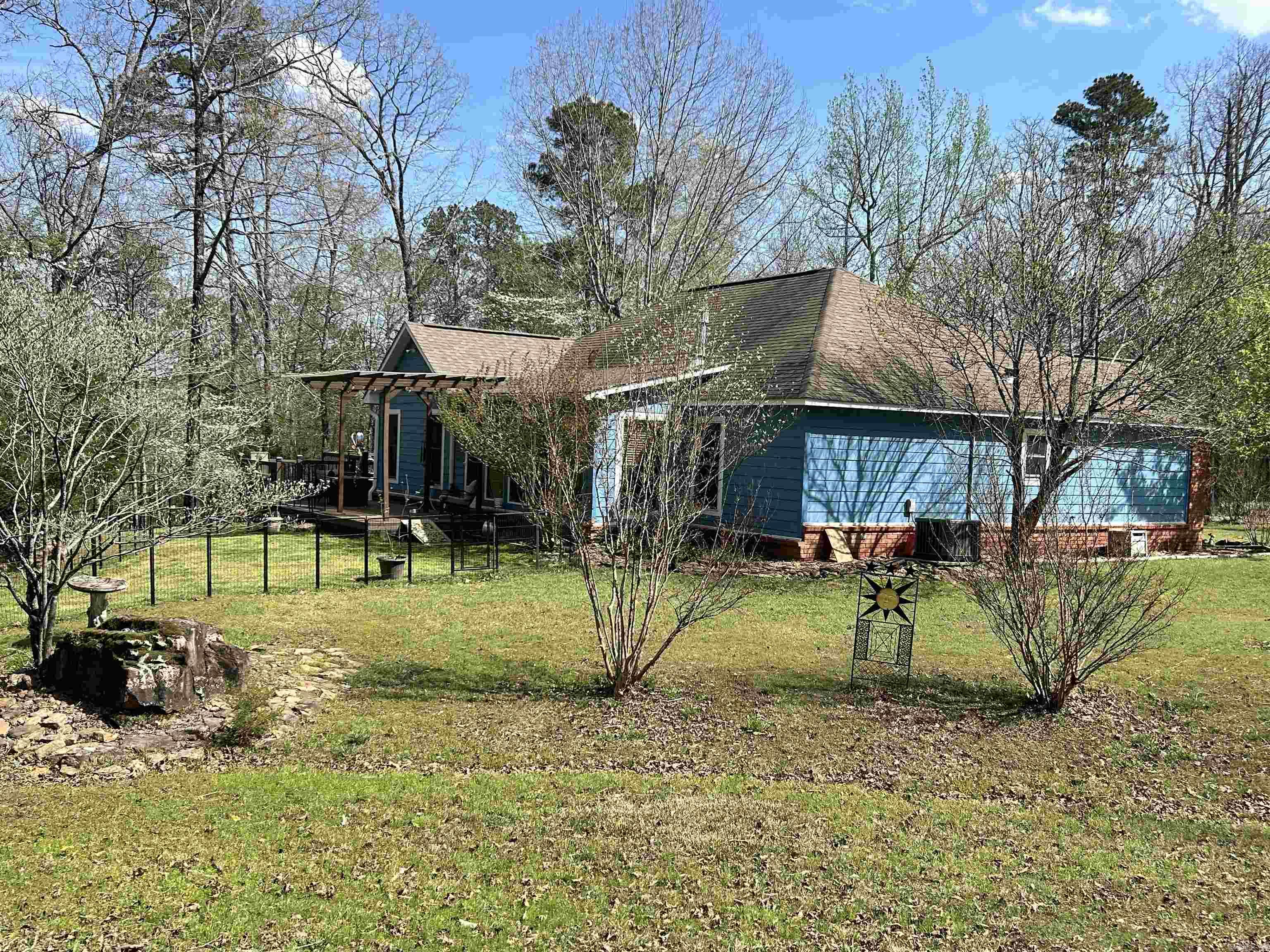 635 Happy Bend  Clinton, AR