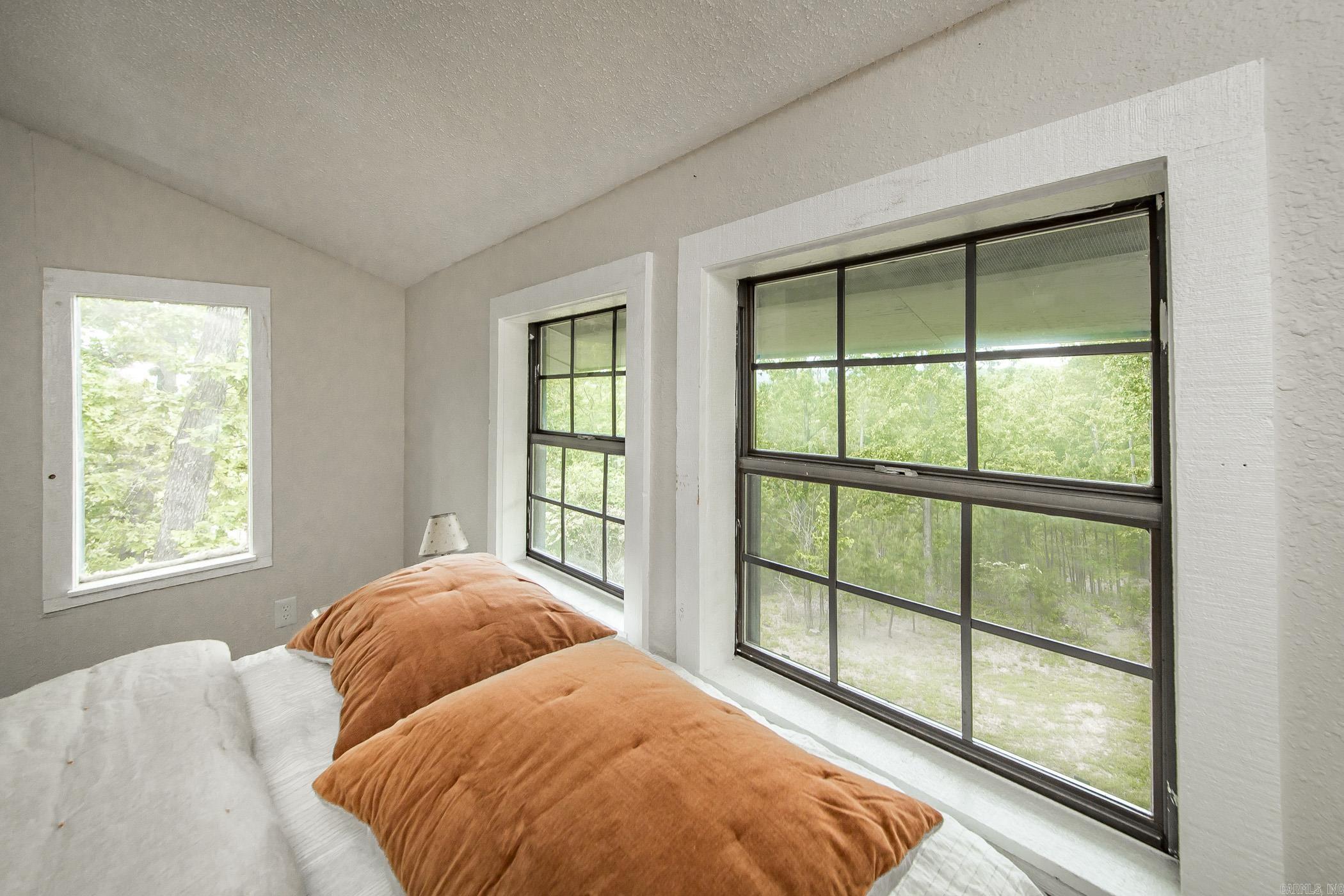 199 Pine Hill Estates Rd. Higden, AR 72067