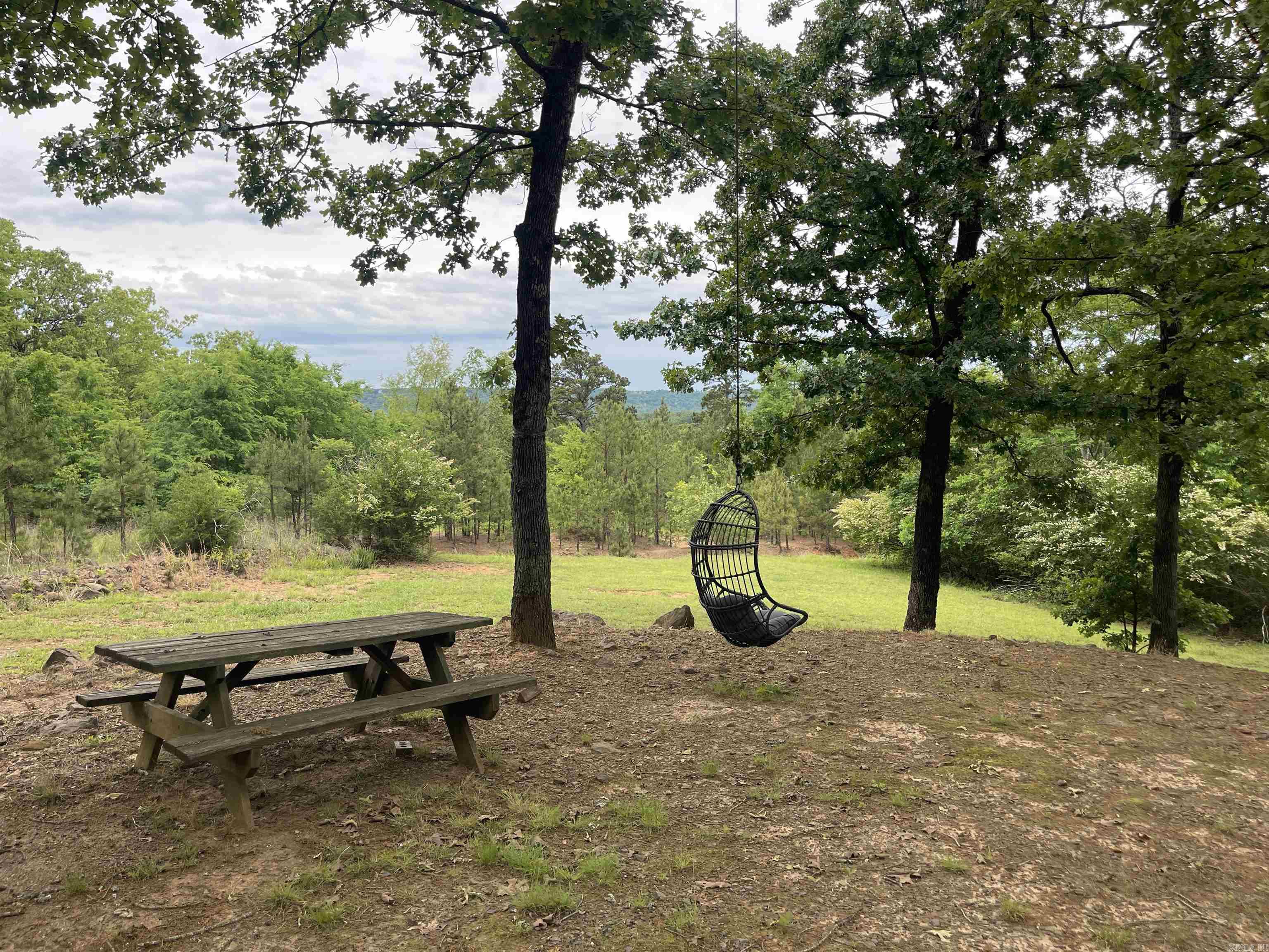 199 Pine Hill Estates Rd. Higden, AR 72067