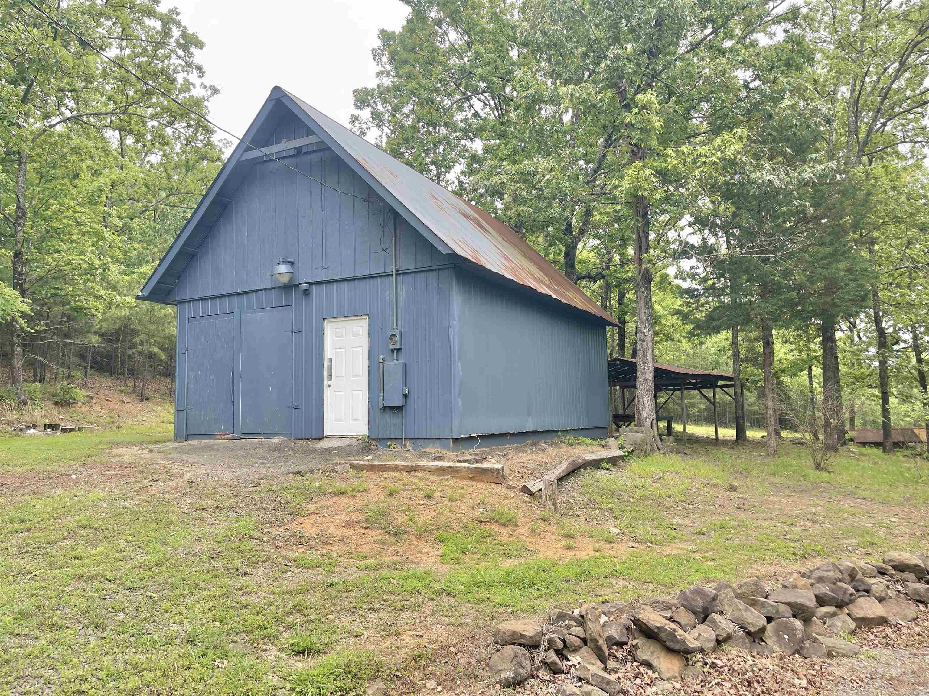 199 Pine Hill Estates Rd. Higden, AR 72067