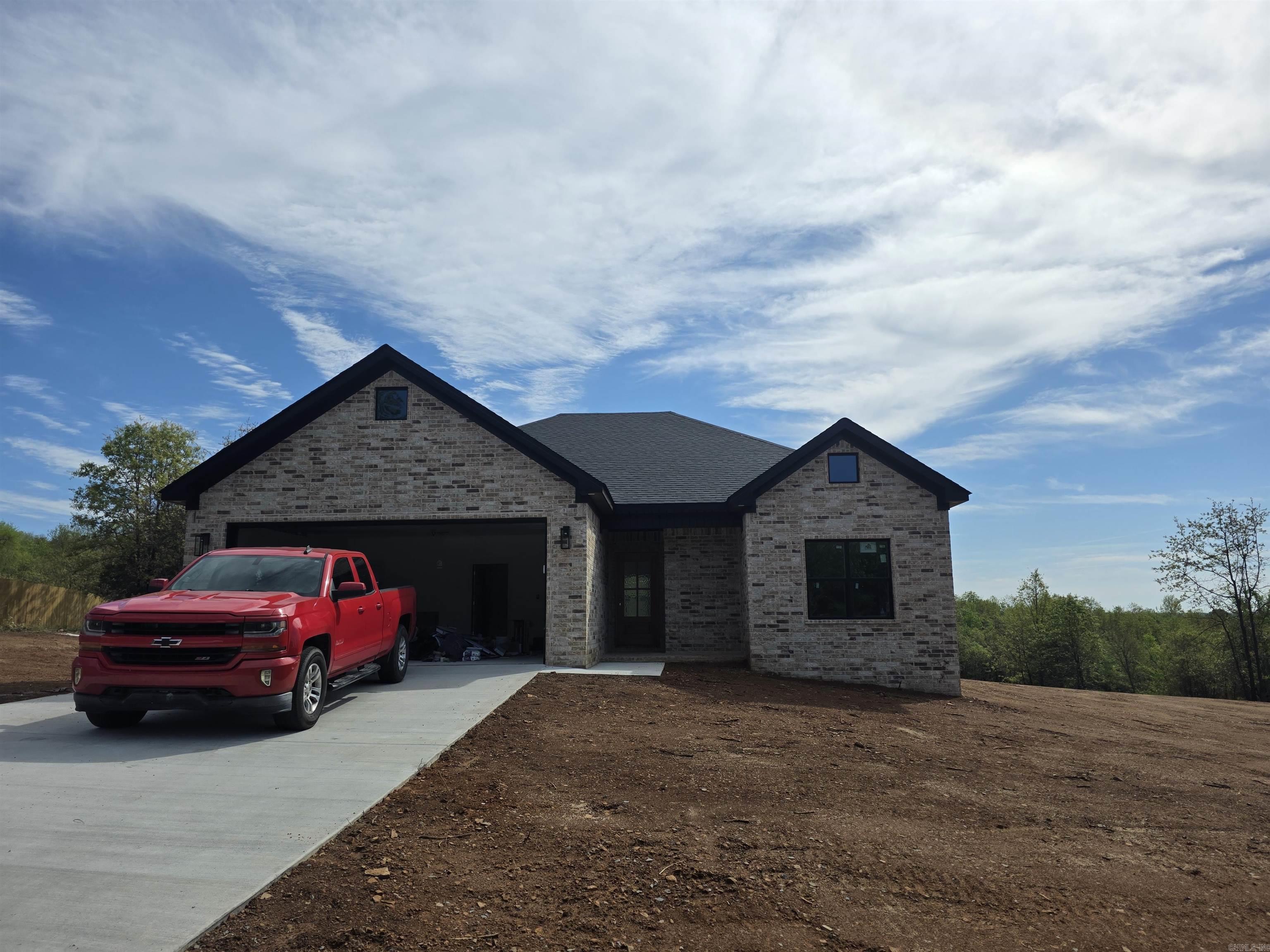 81 Summer Sky  Greenbrier, AR