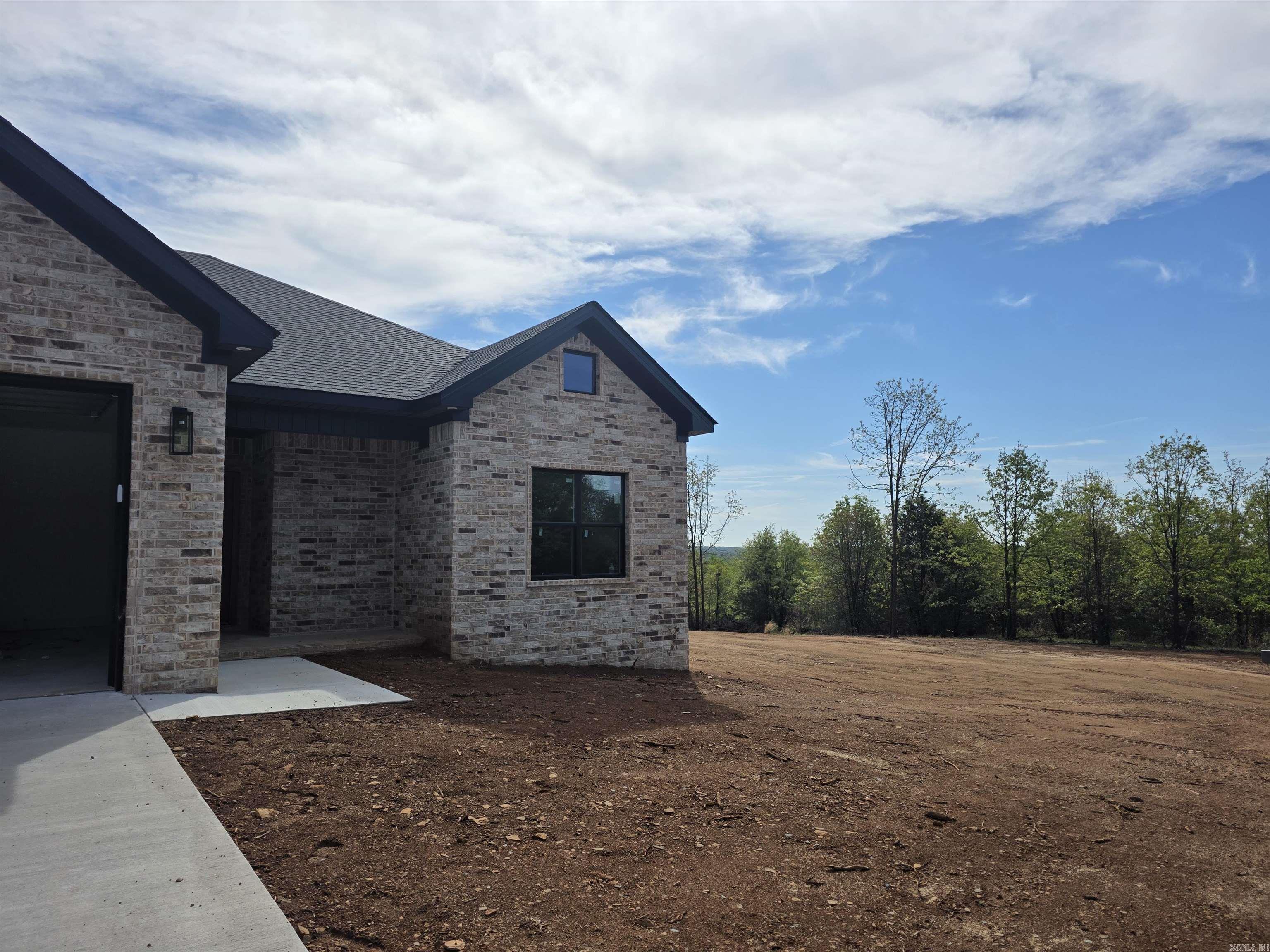 81 Summer Sky  Greenbrier, AR