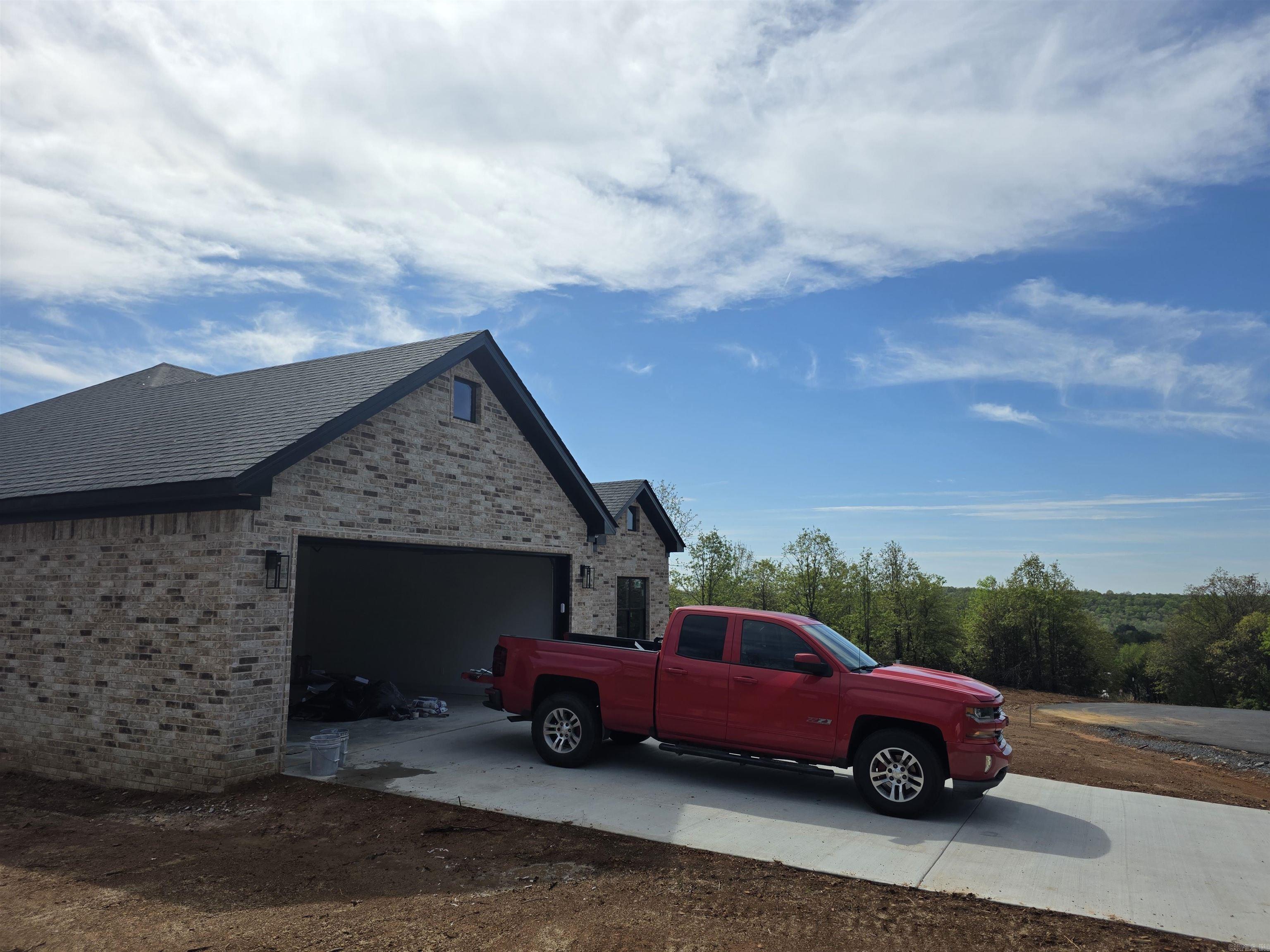 81 Summer Sky  Greenbrier, AR