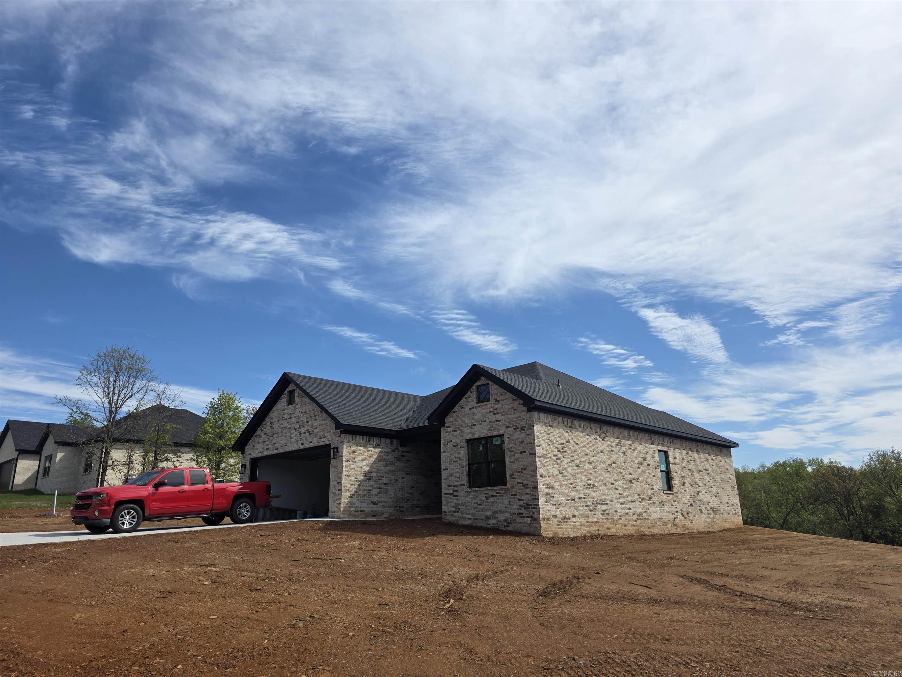 81 Summer Sky  Greenbrier, AR