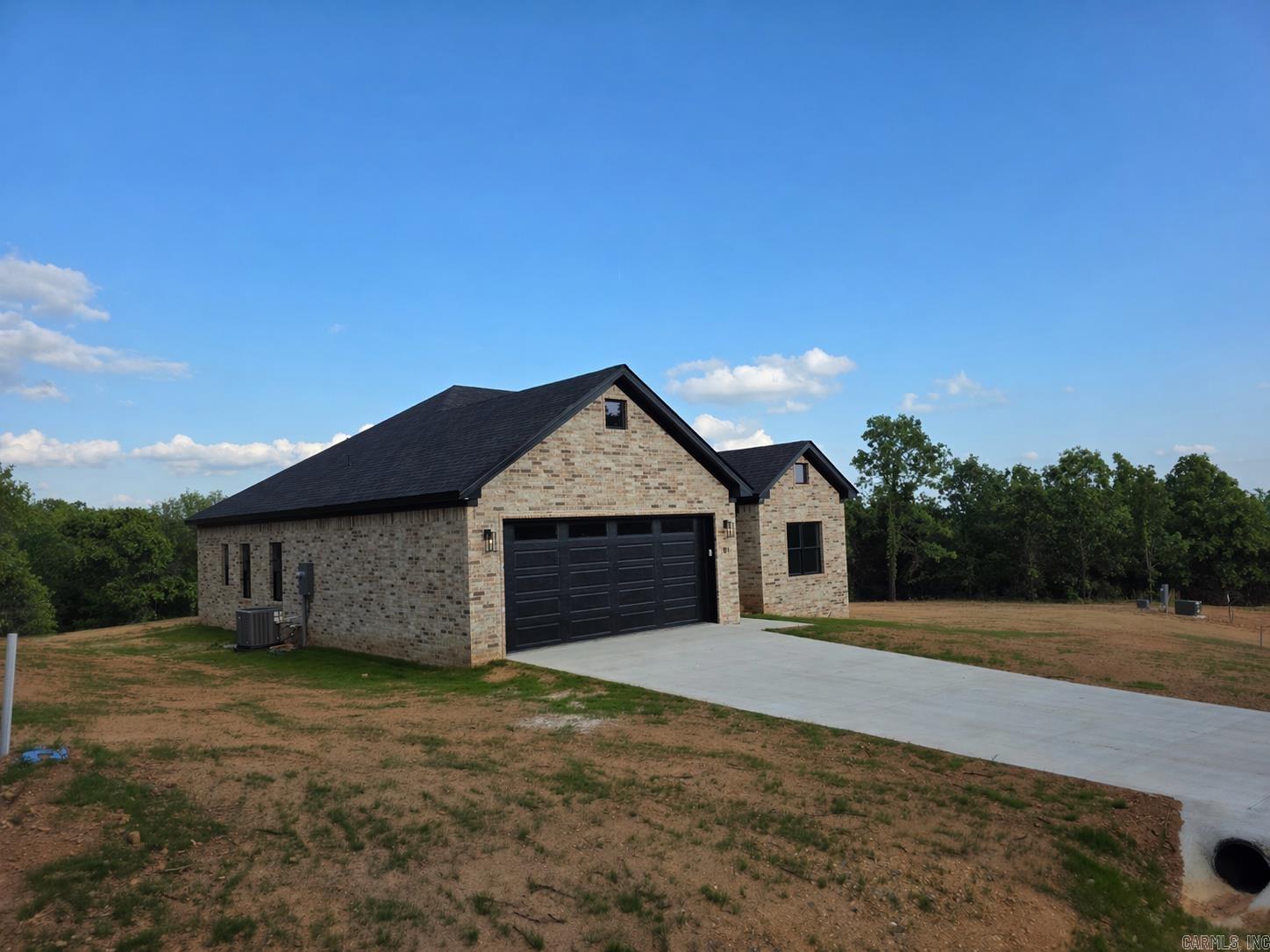 81 Summer Sky Drive Greenbrier, AR 72058