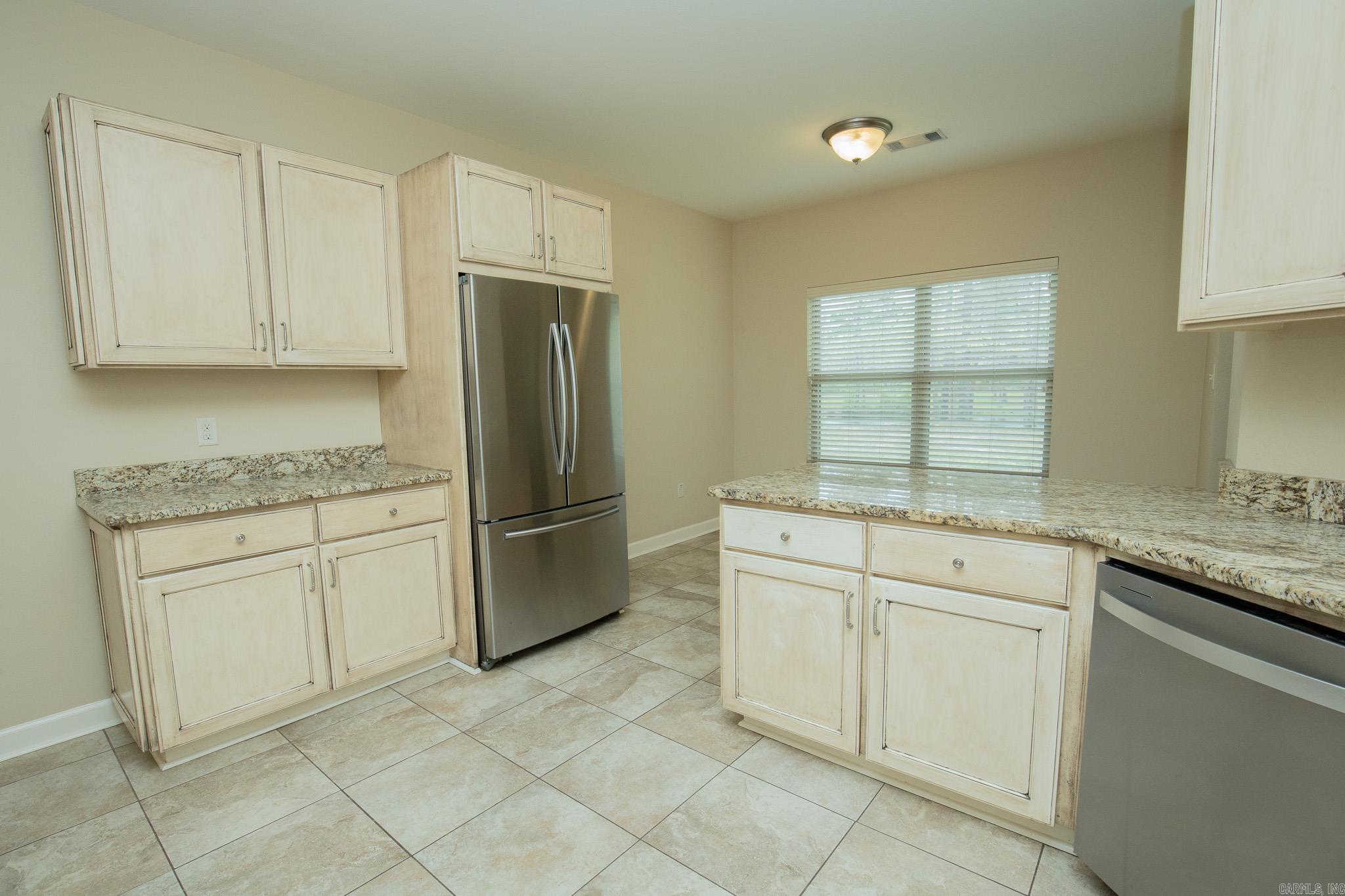 1090 Whispering Oak  Redfield, AR