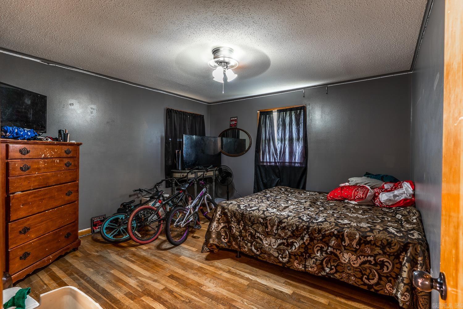 1047 N Rosser 122 E Arkansas Avenue Forrest City, AR