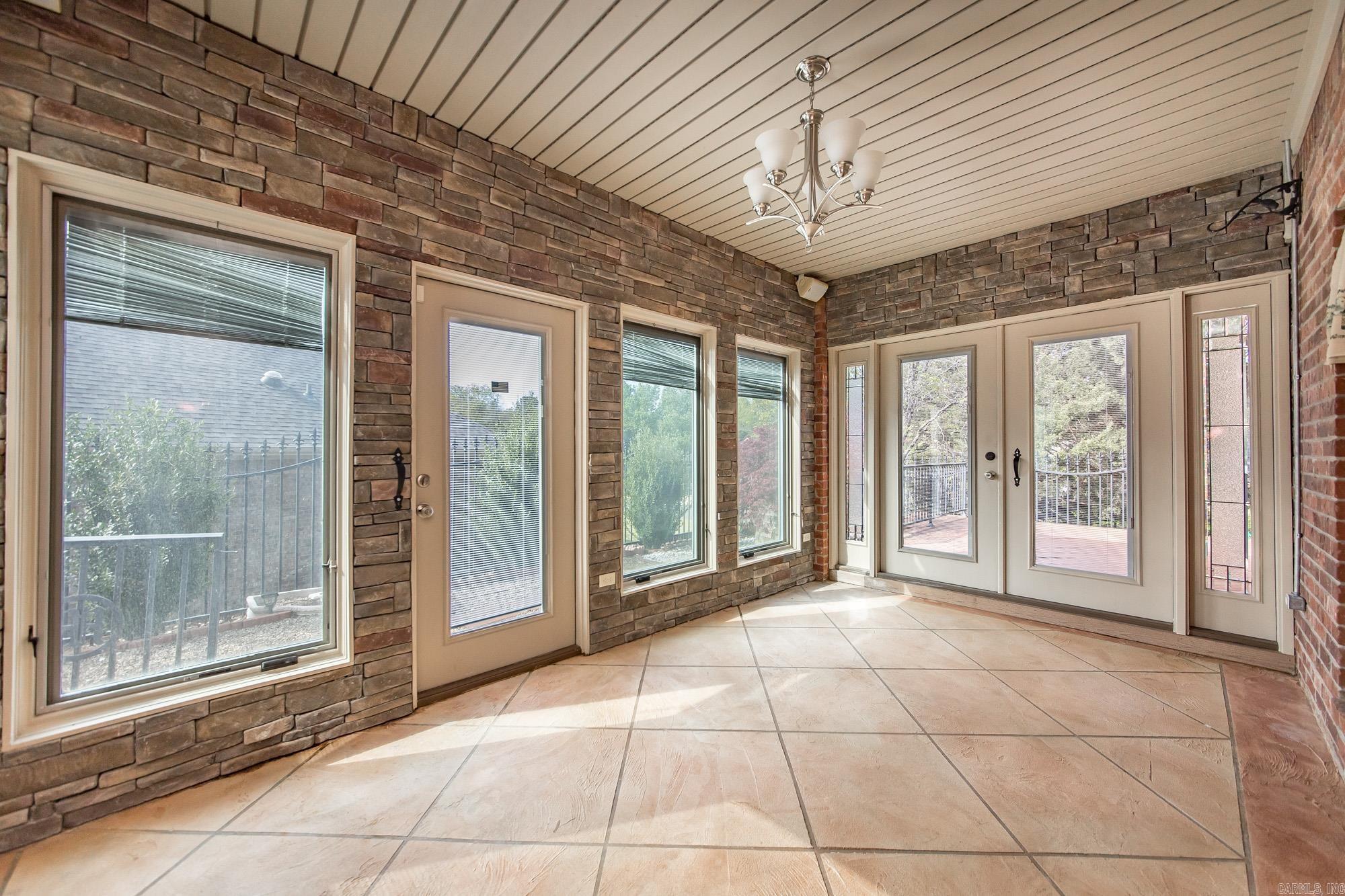 323 OLD HICKORY STREET  Hot Springs, AR