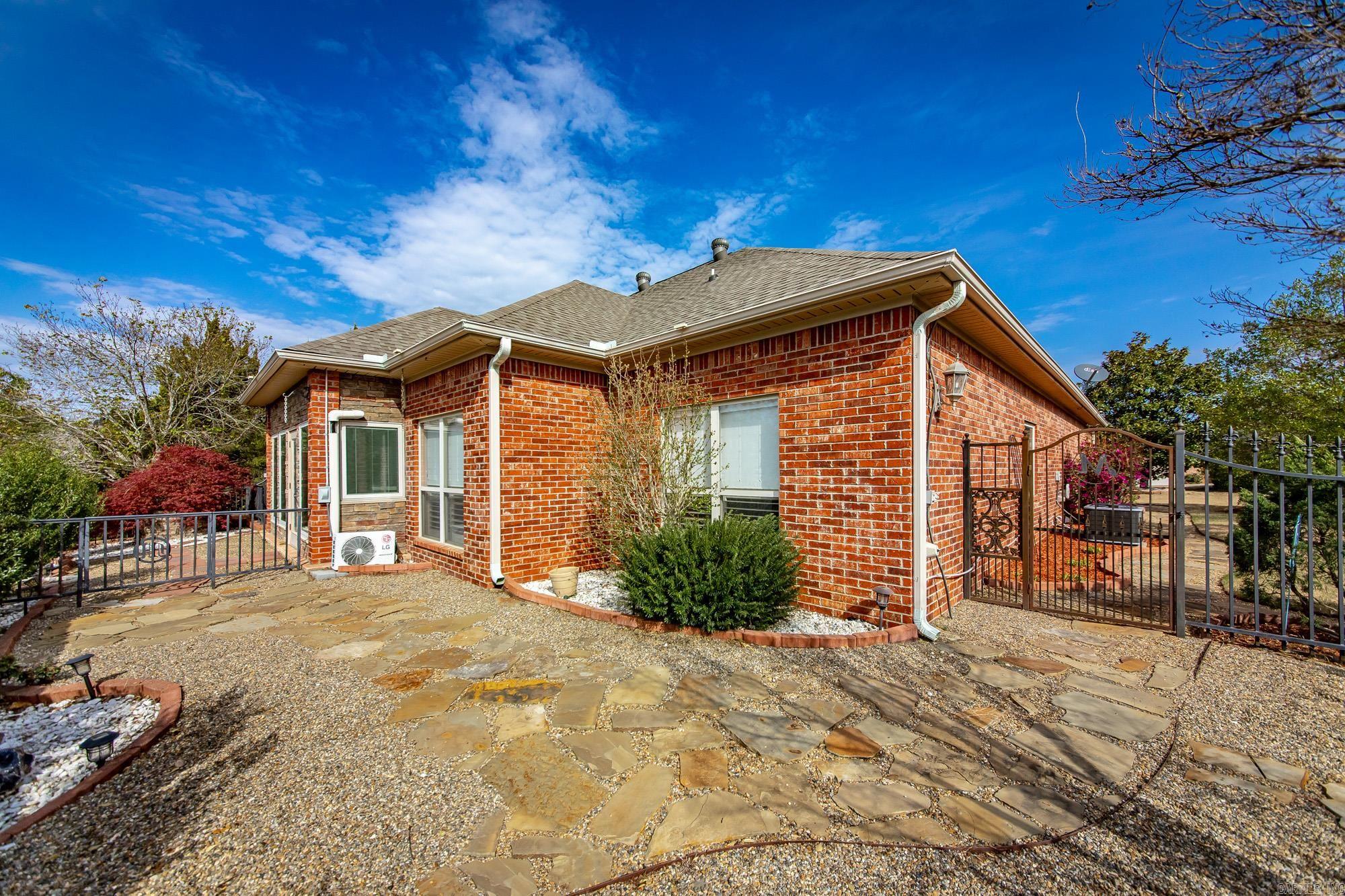 323 OLD HICKORY STREET  Hot Springs, AR