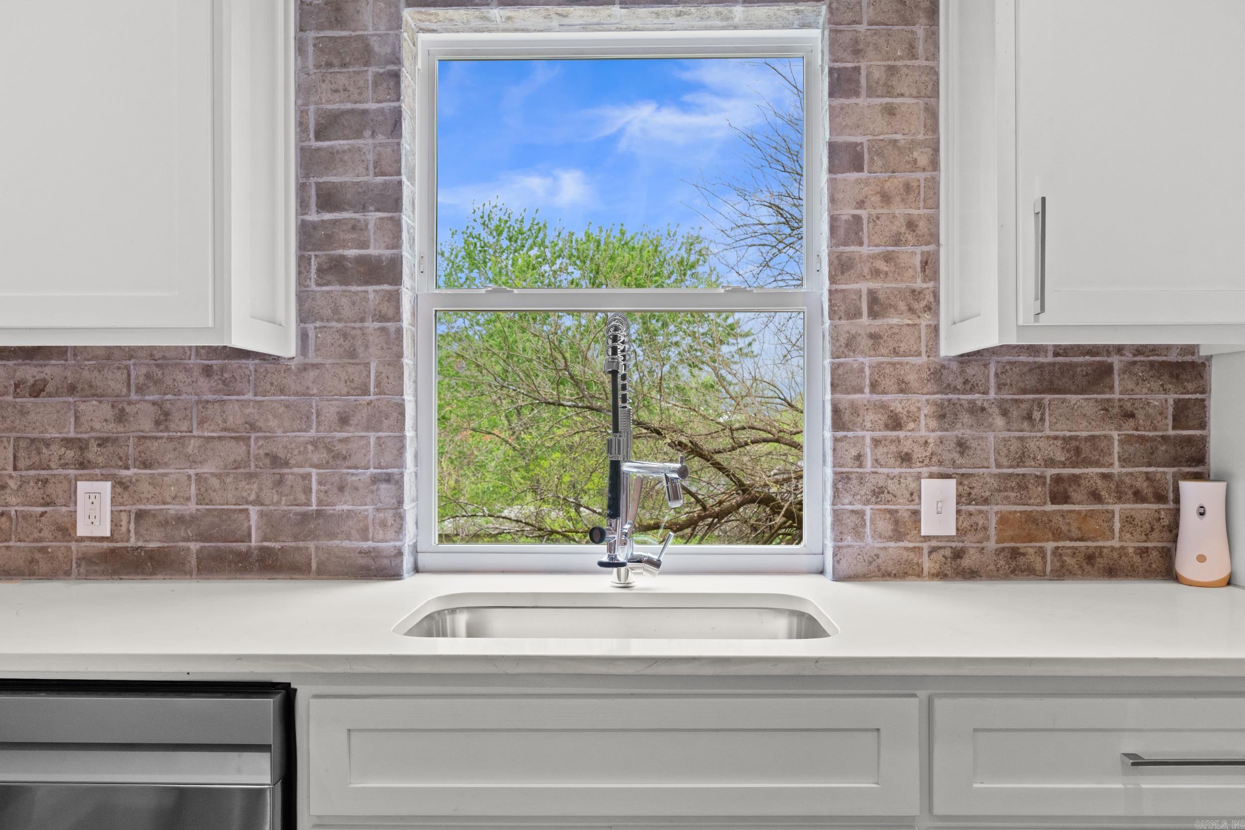 3237 College  Conway, AR