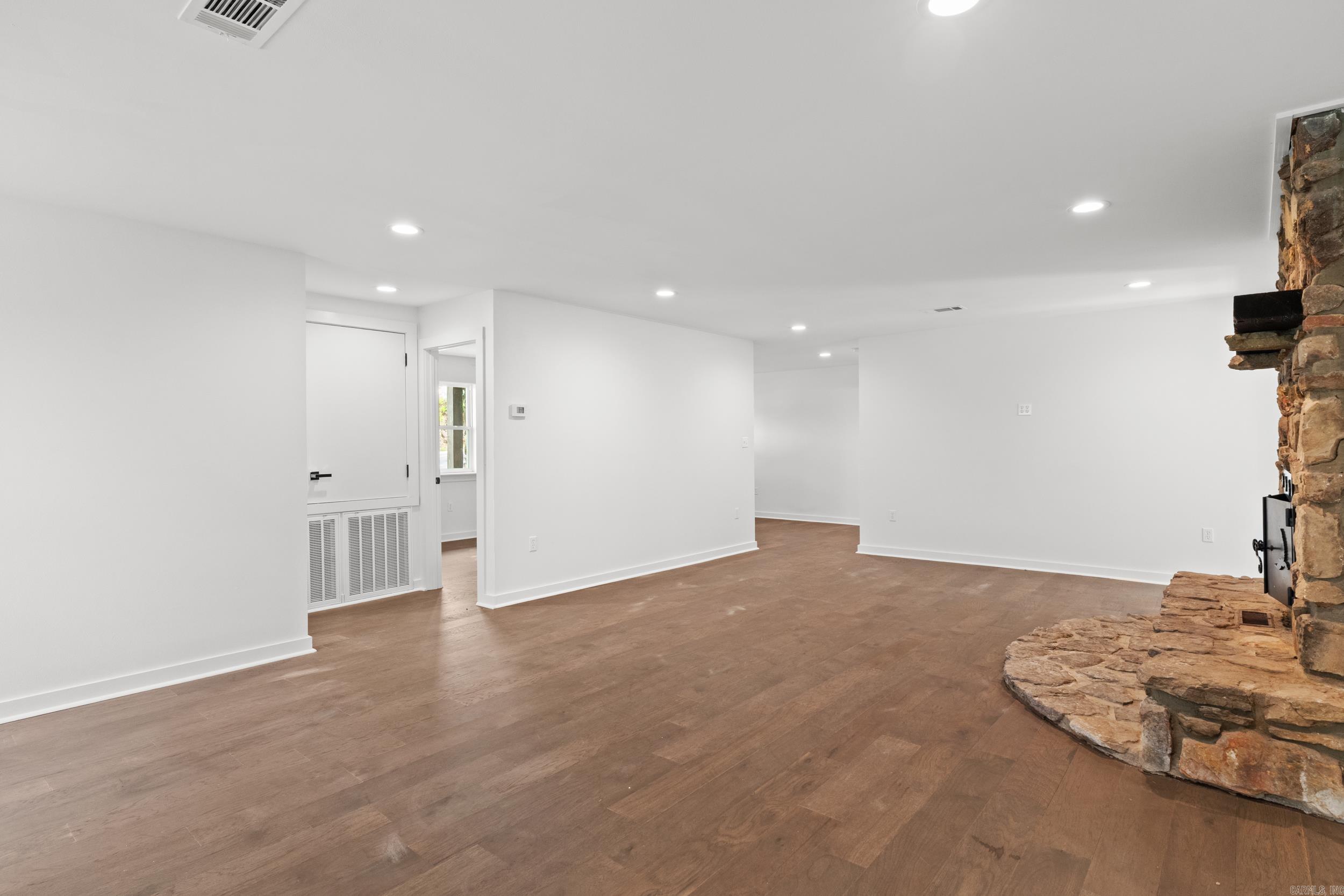 3237 College  Conway, AR