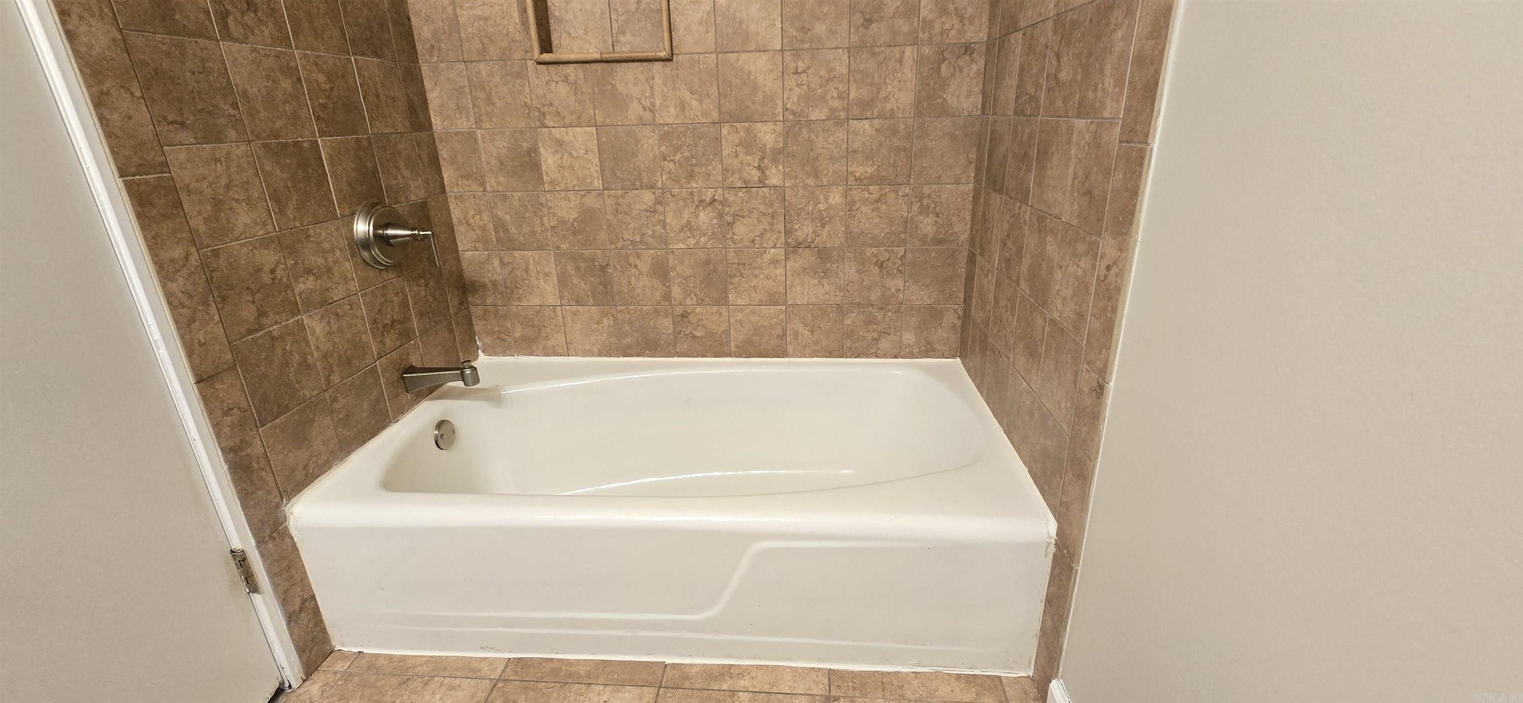 16 Warwick  Little Rock, AR