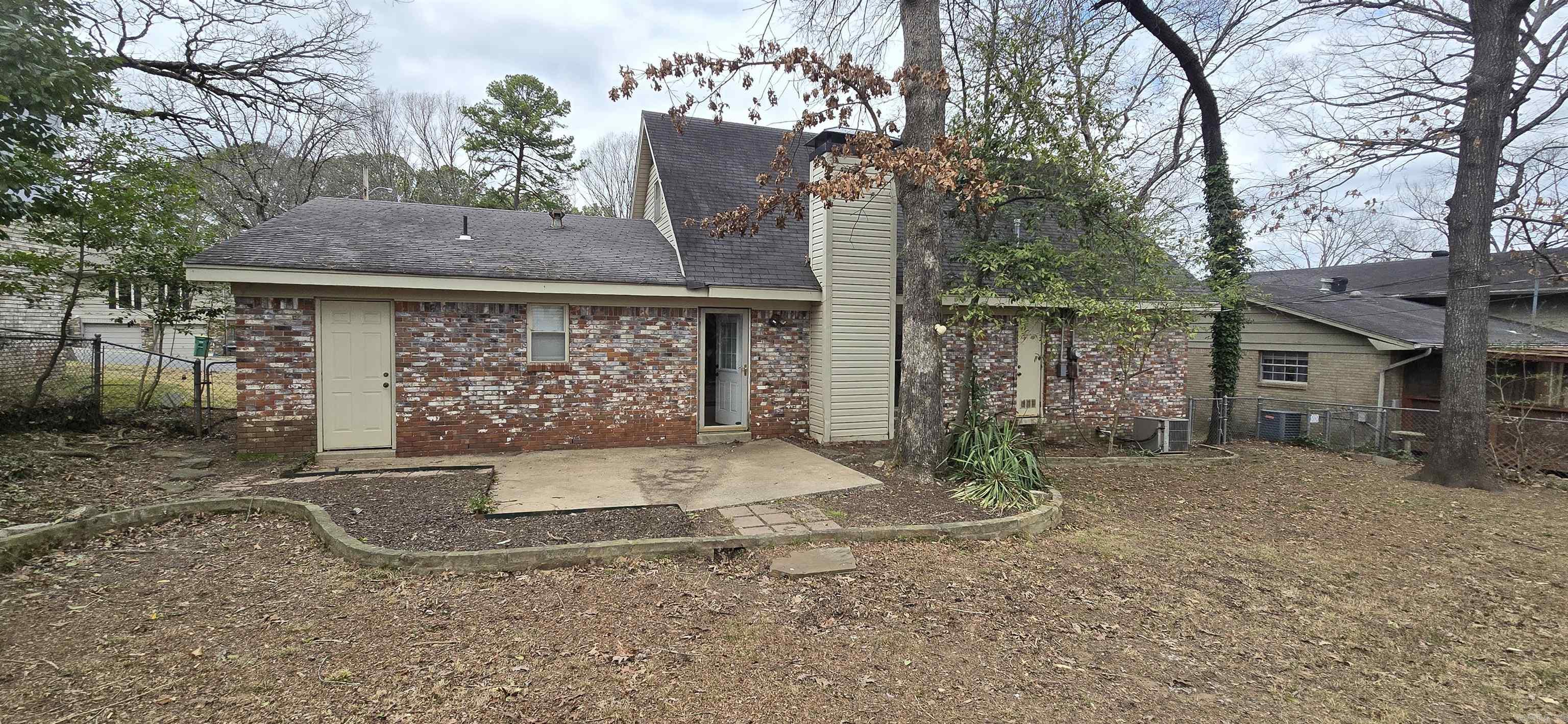 16 Warwick  Little Rock, AR