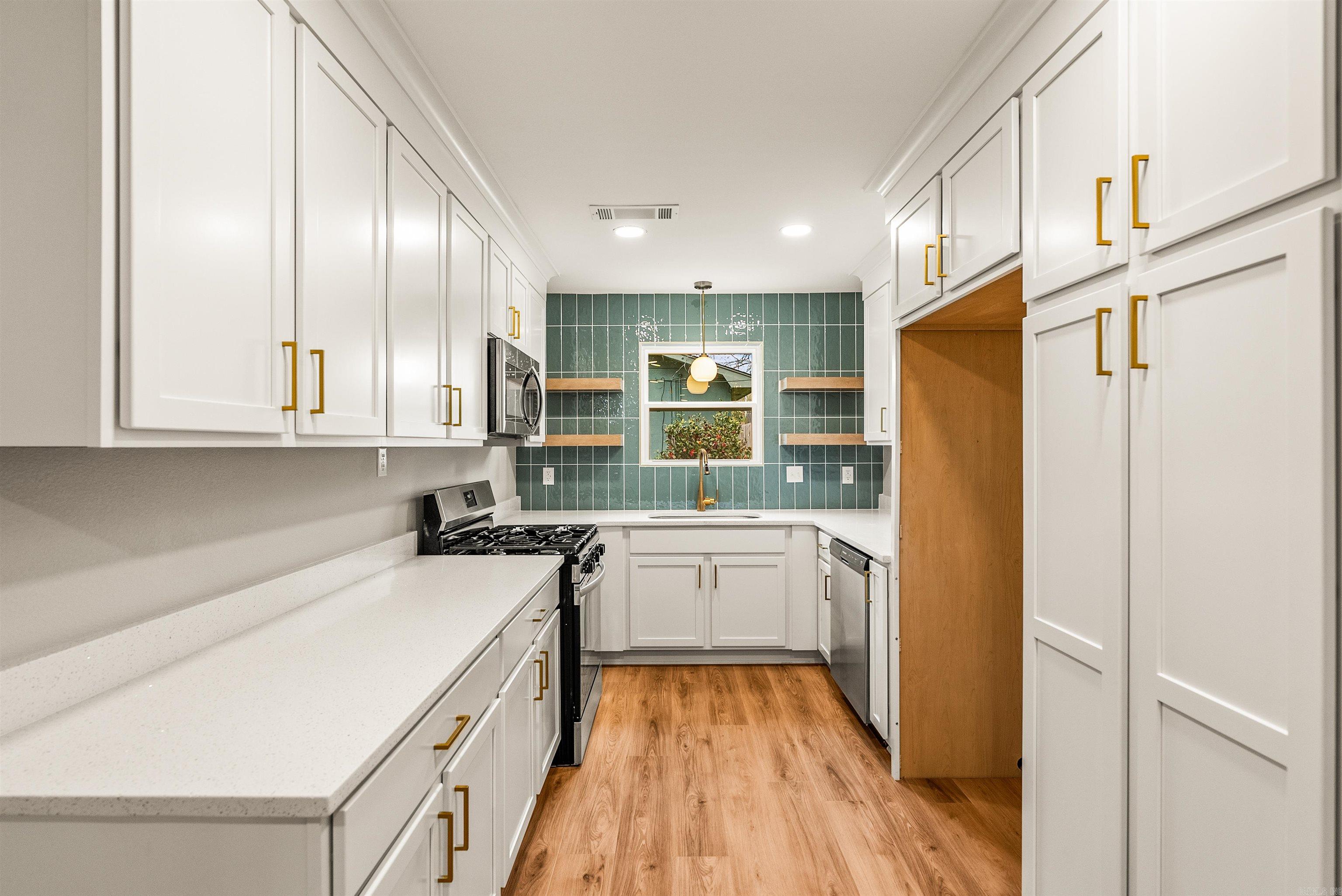 1310 Sunset  Conway, AR