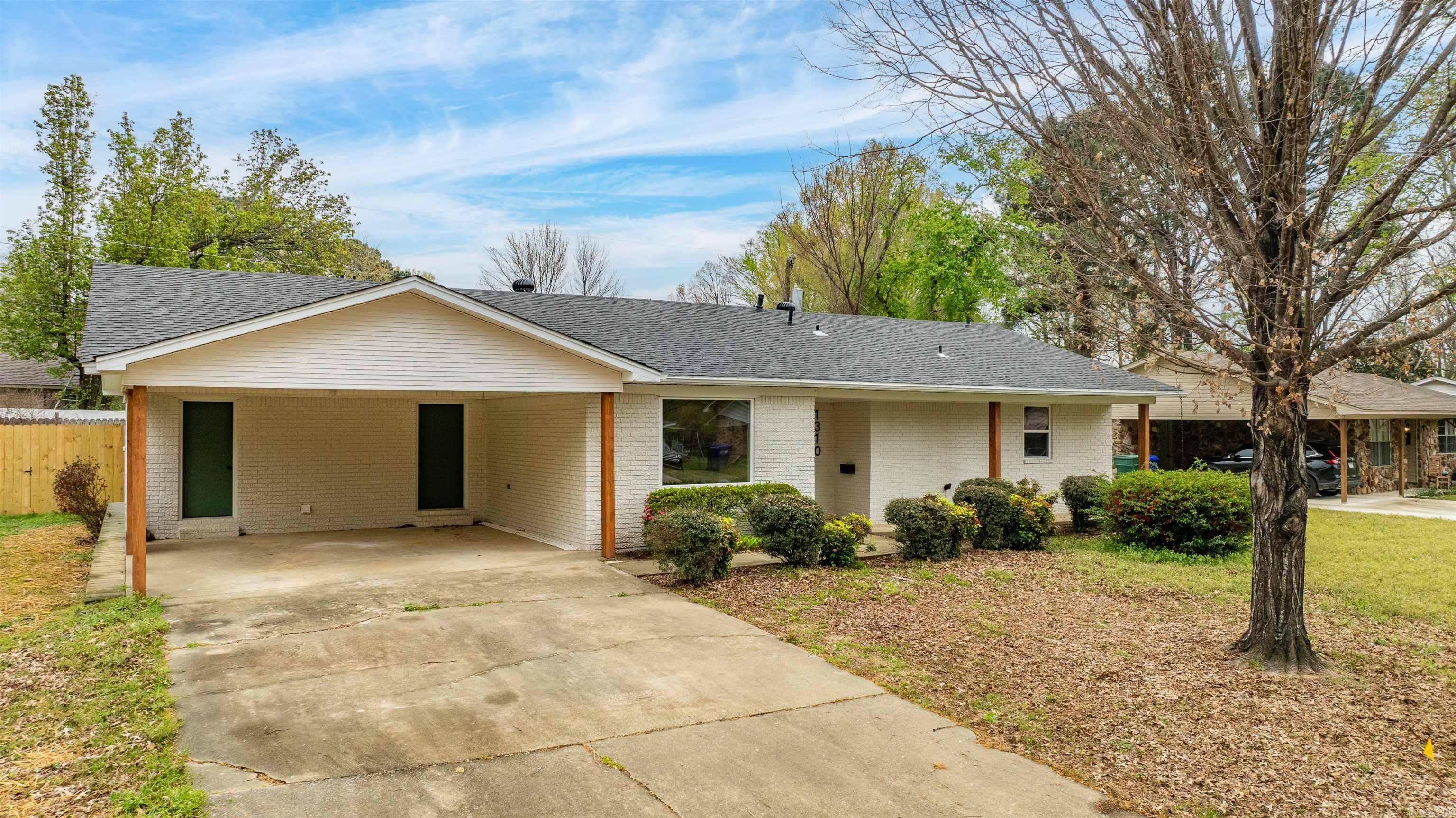 1310 Sunset  Conway, AR