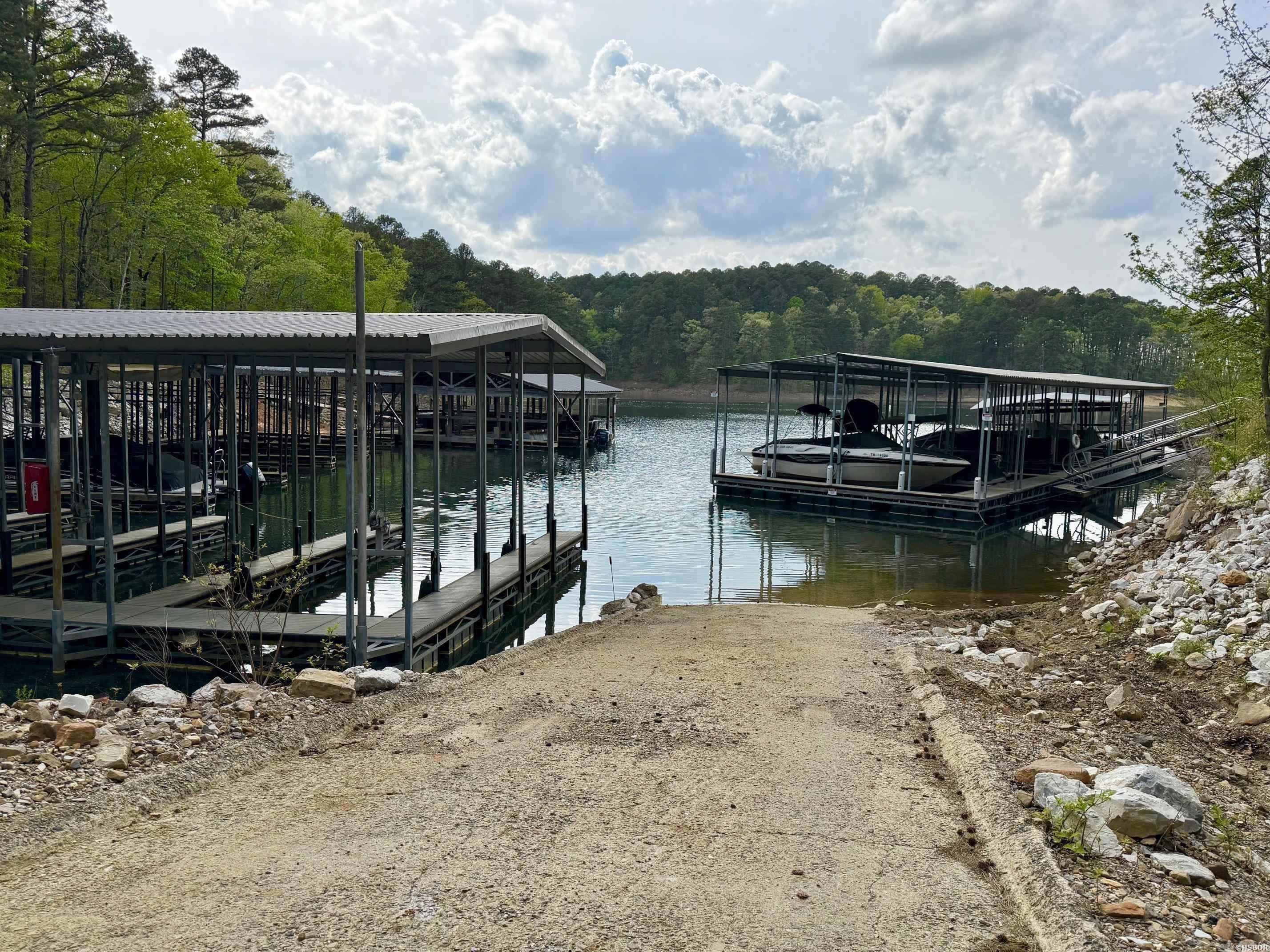 000 Lake Ouachita  Hot Springs, AR