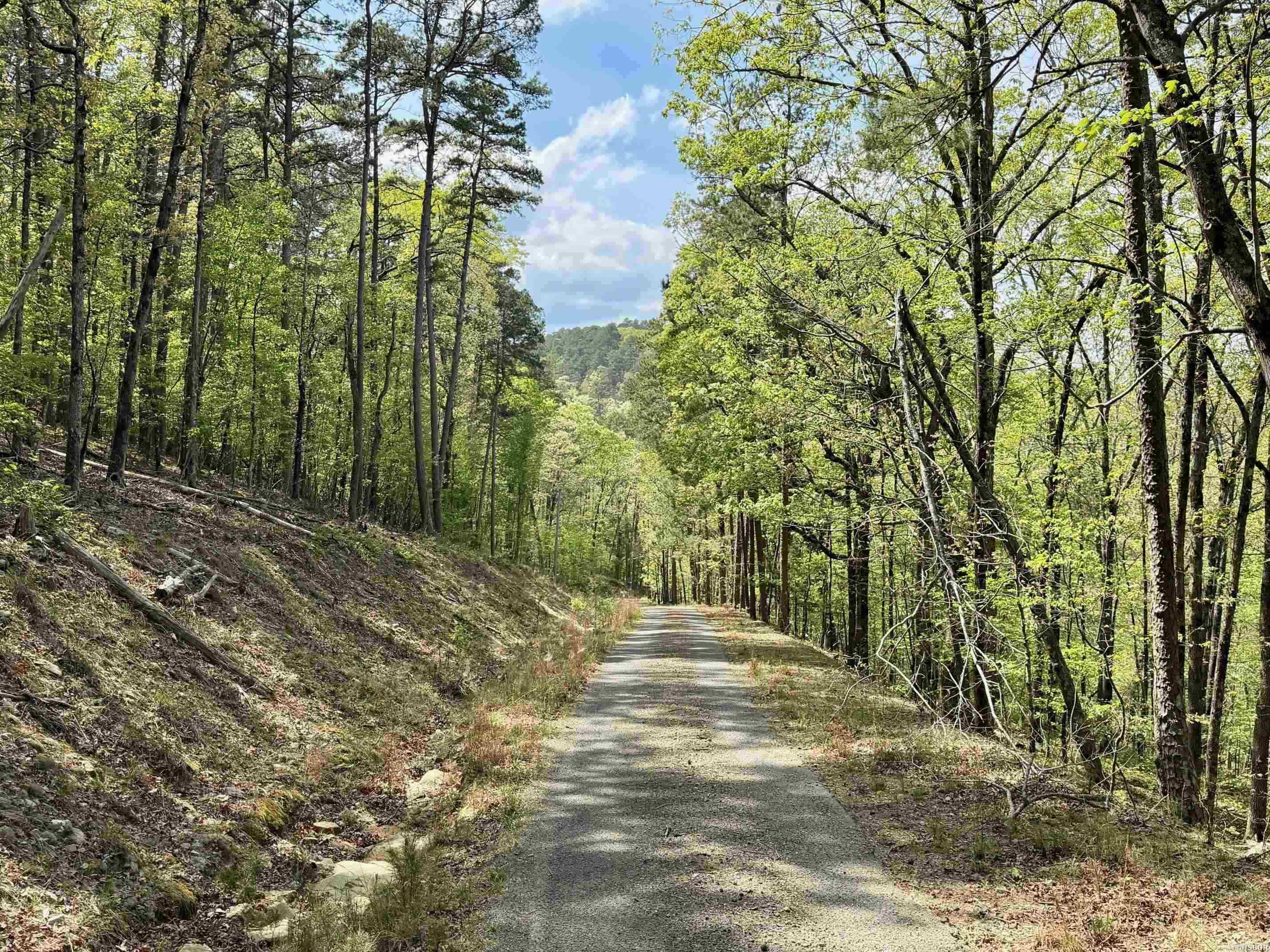 000 Lake Ouachita  Hot Springs, AR