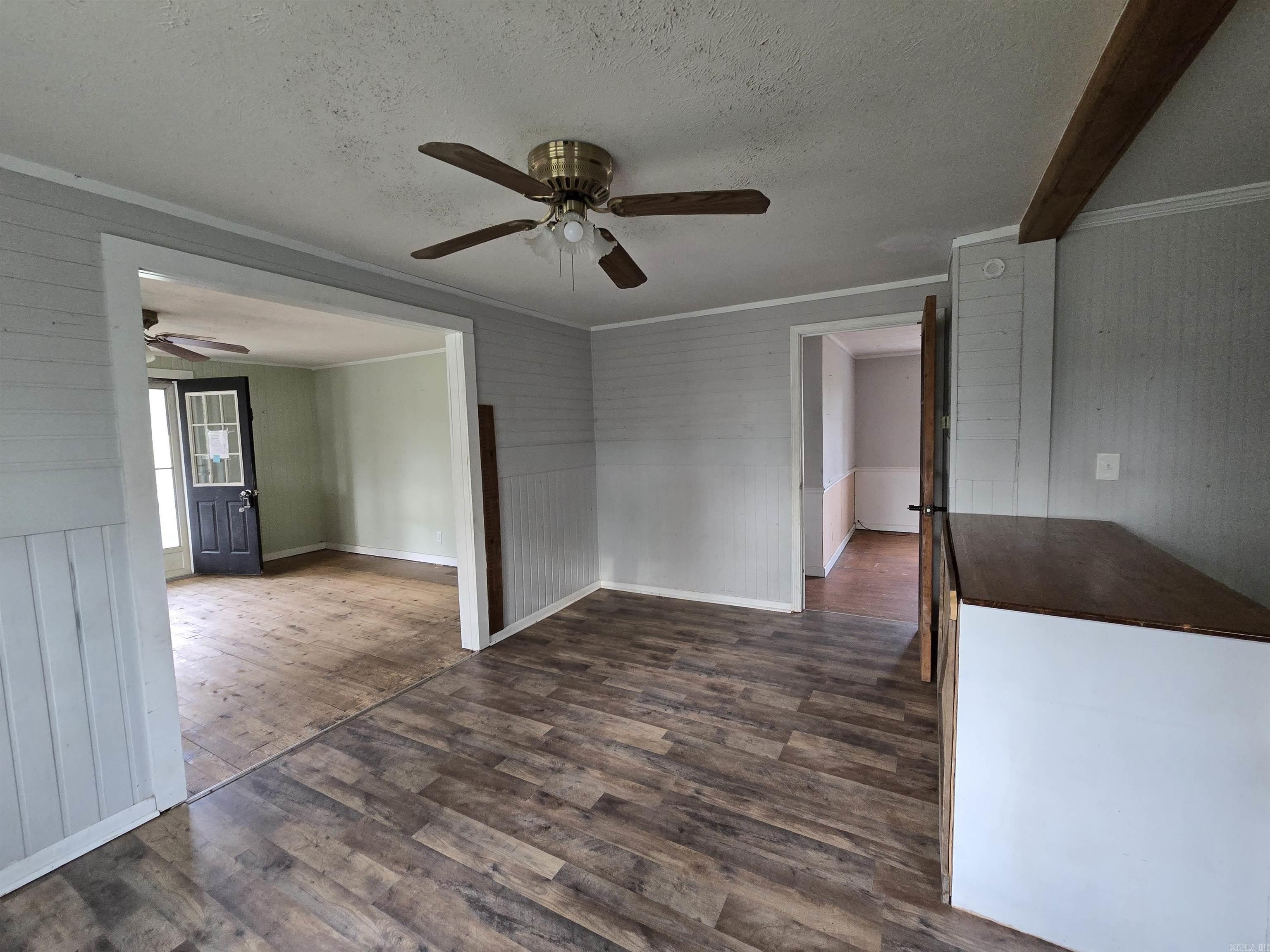 1562 E Hwy 16  Clinton, AR