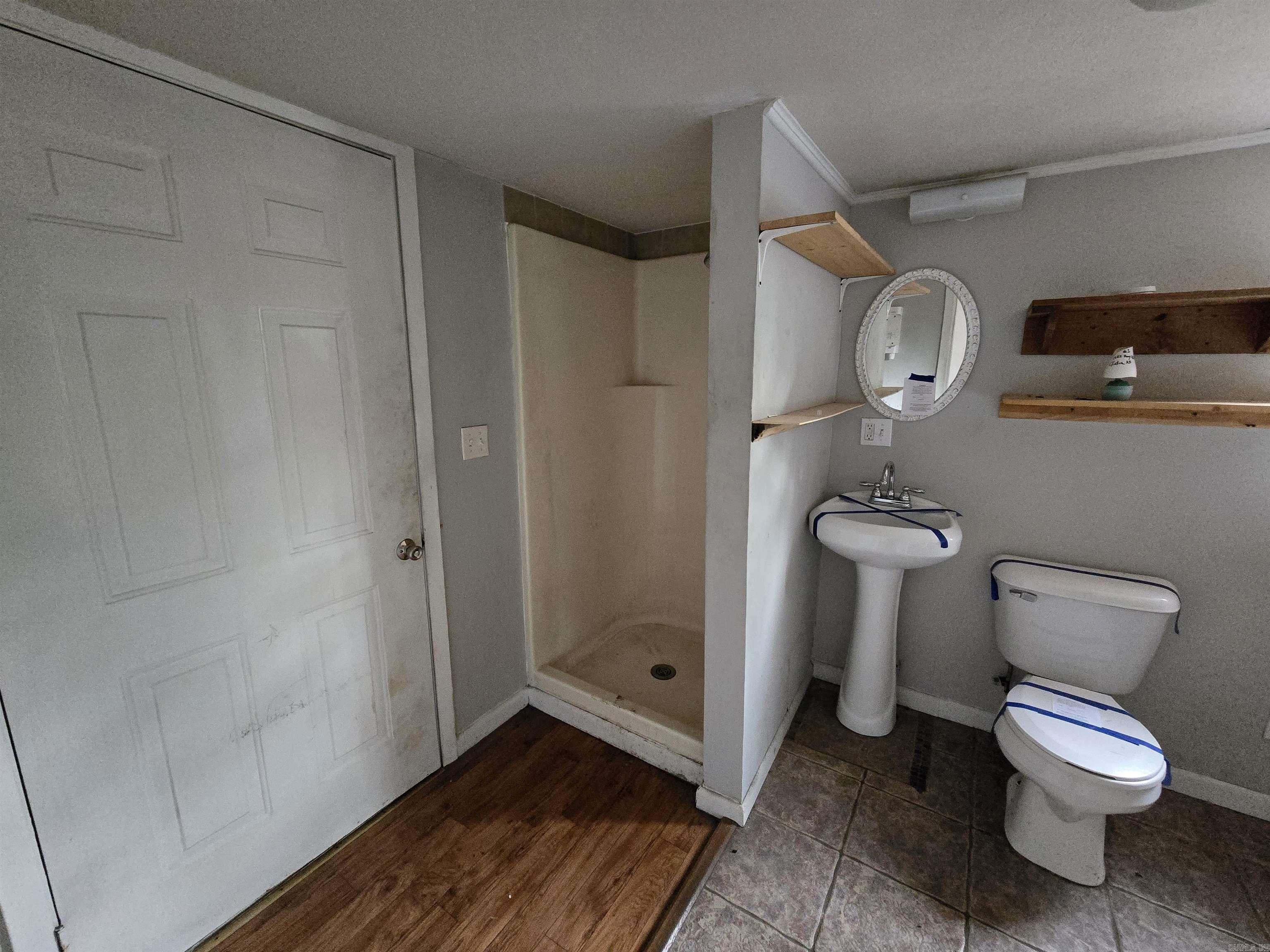 1562 E Hwy 16  Clinton, AR