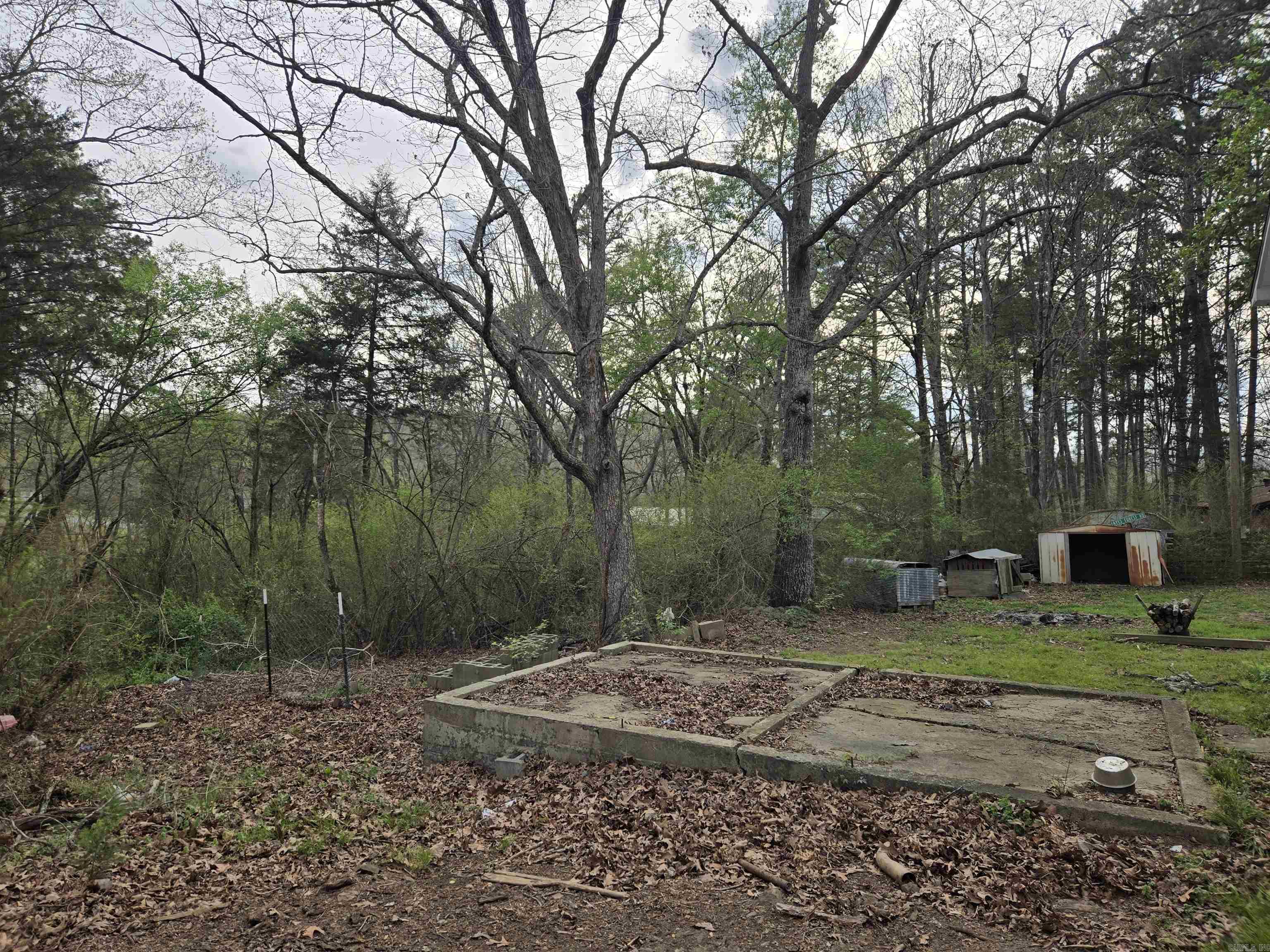 1562 E Hwy 16  Clinton, AR