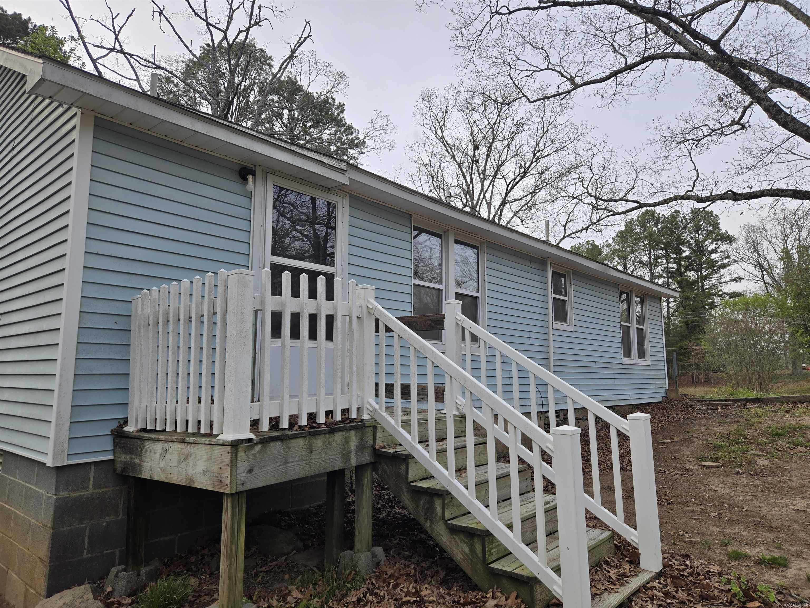 1562 E Hwy 16  Clinton, AR