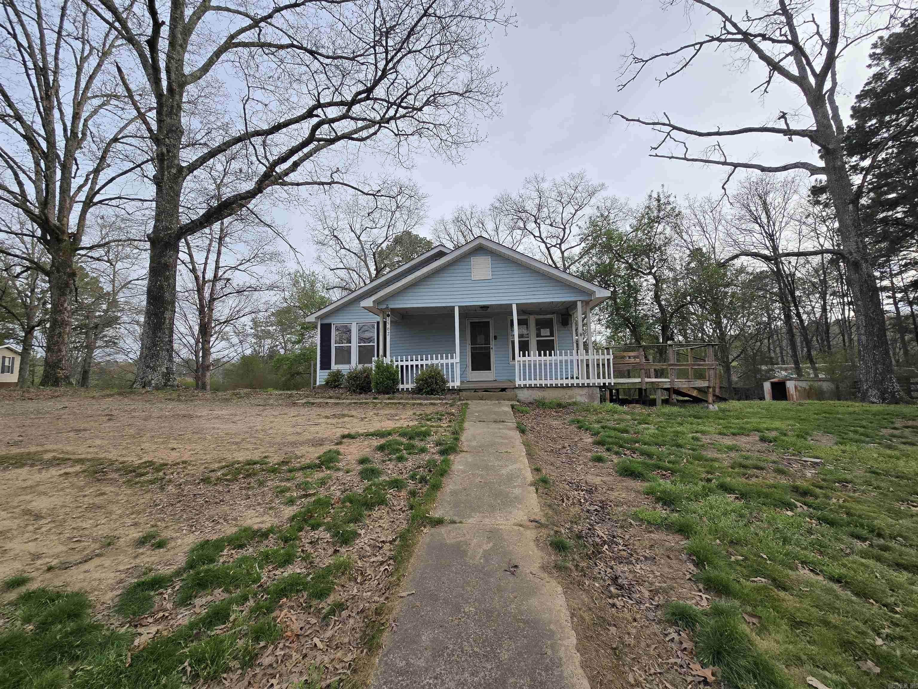 1562 E Hwy 16  Clinton, AR