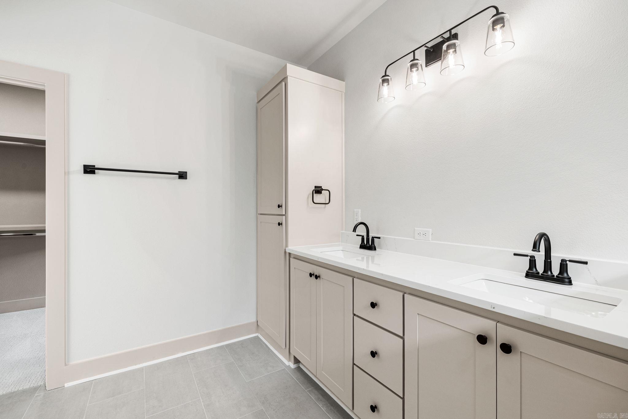 18 Dale Court  Cabot, AR