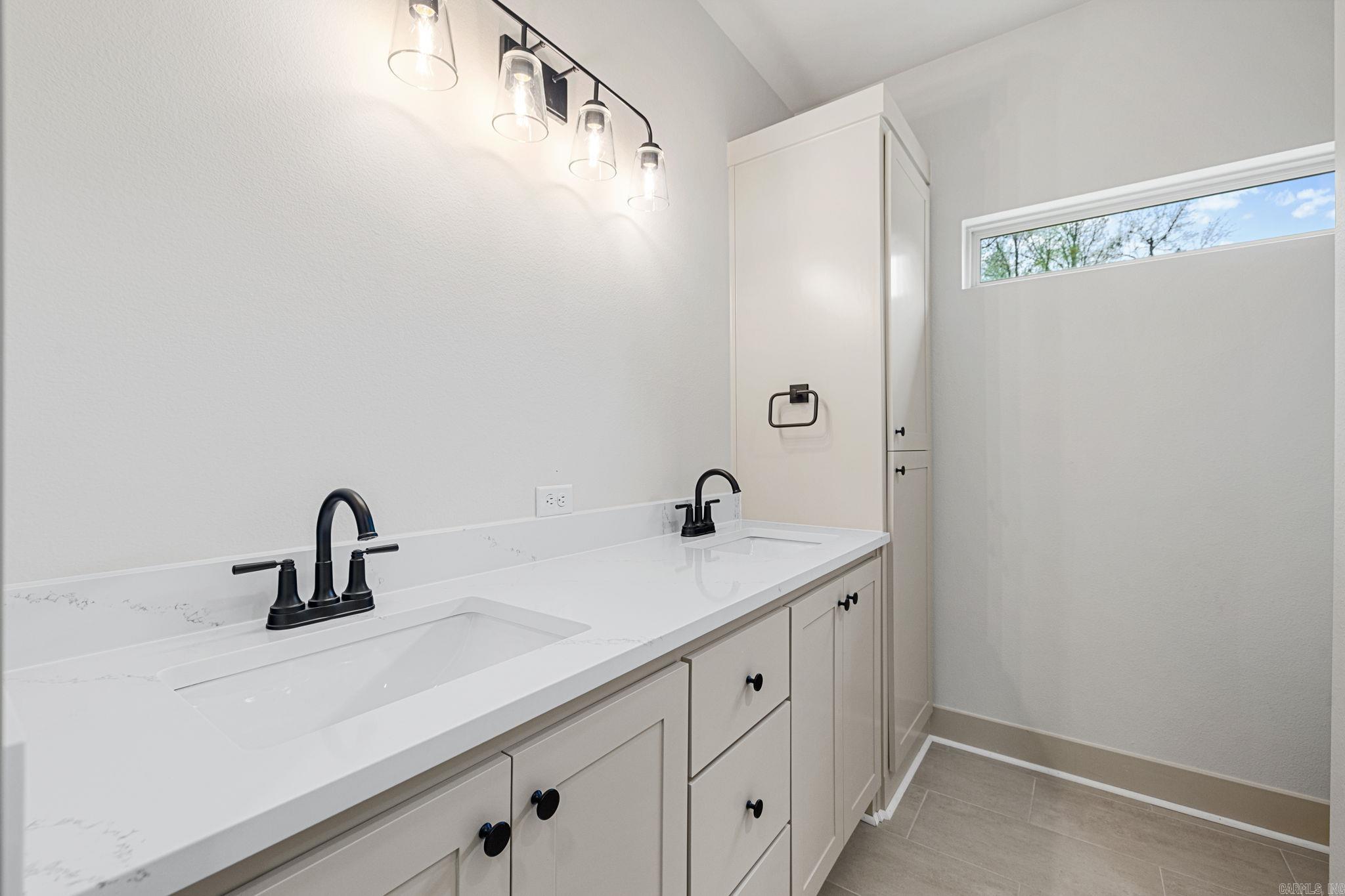 18 Dale Court  Cabot, AR