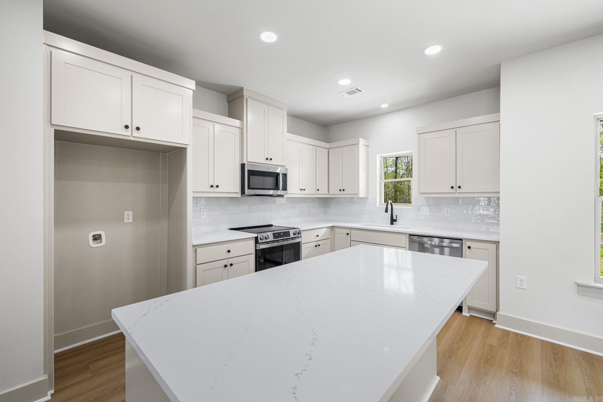 18 Dale Court  Cabot, AR