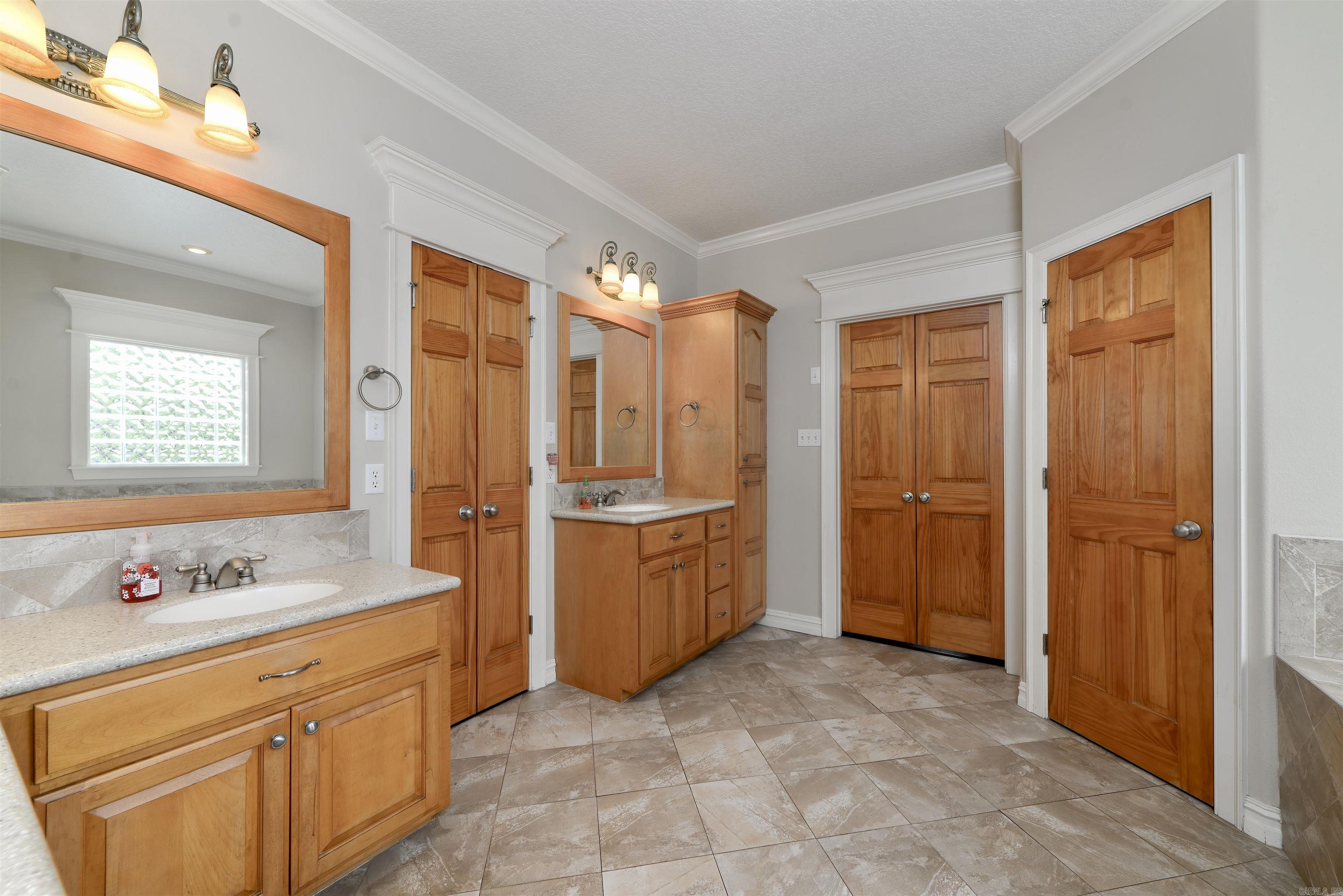 3309 E Hwy. 96  Lavaca, AR