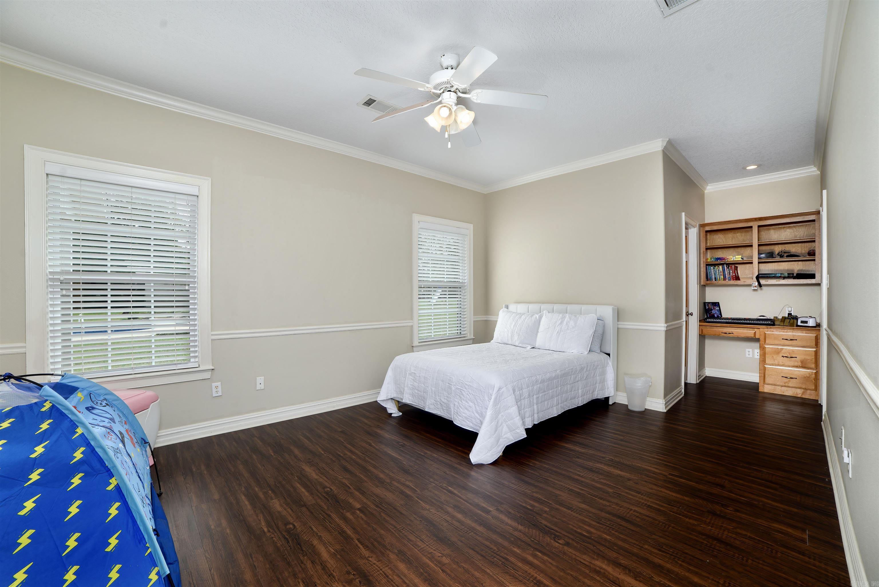 3309 E Hwy. 96  Lavaca, AR