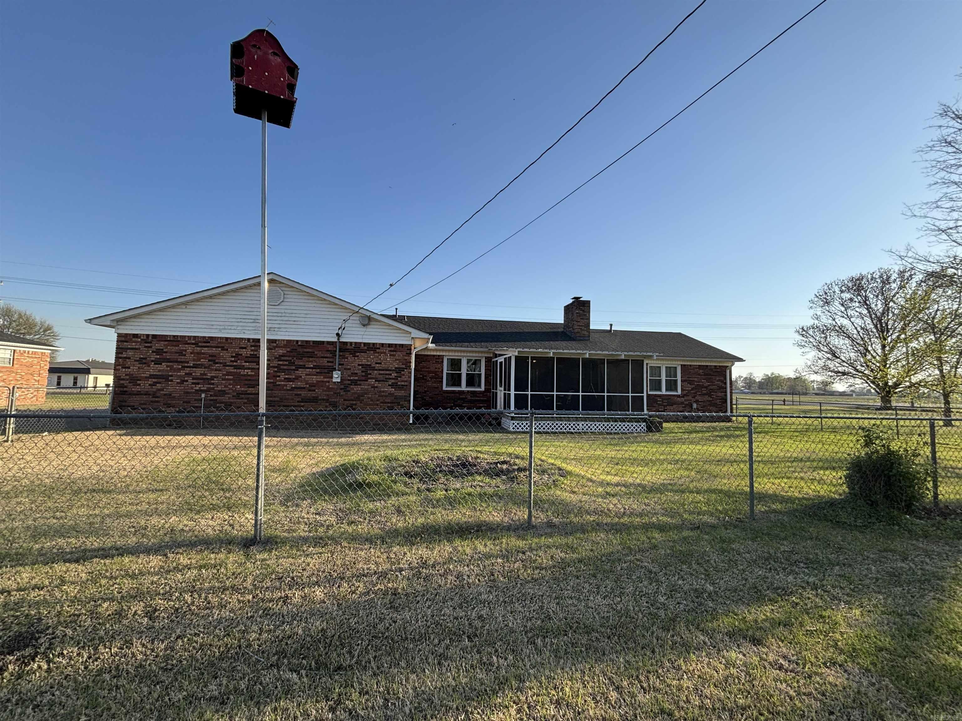 1410 W Main  Walnut Ridge, AR